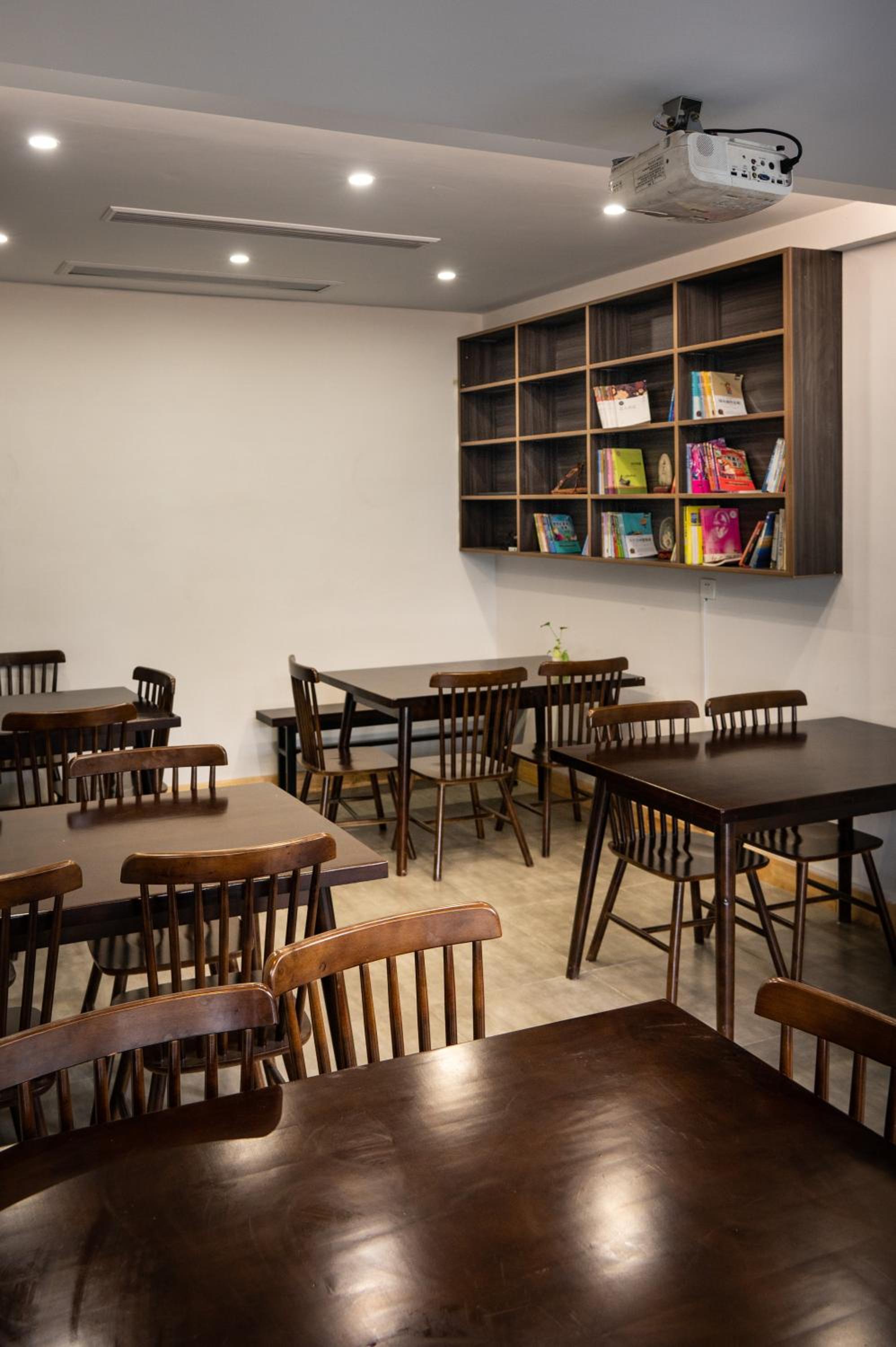 Tingjian Musu Private Soup Design Homestay - South Gate of Wuzhen Xizha Scenic Area