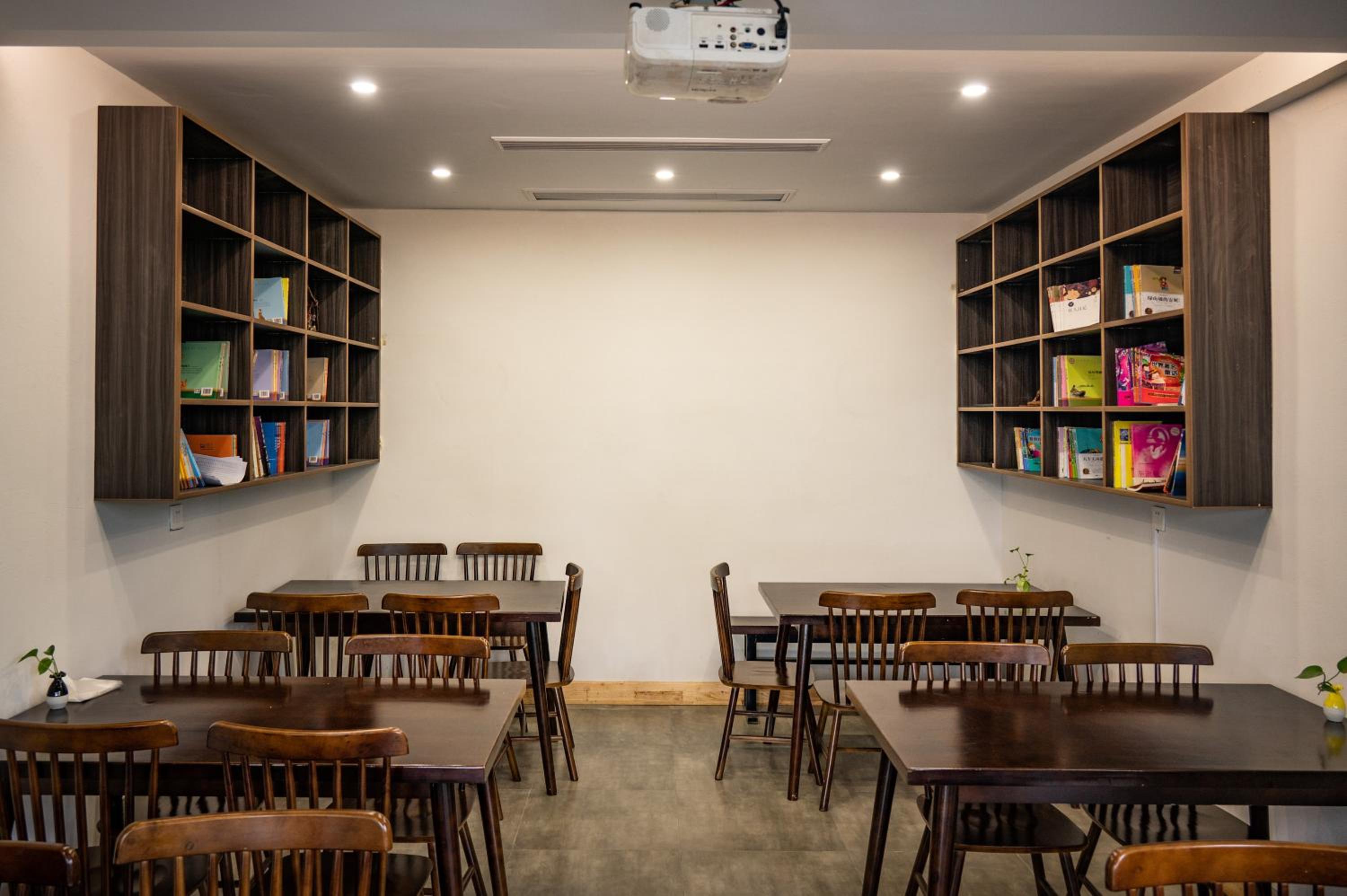 Tingjian Musu Private Soup Design Homestay - South Gate of Wuzhen Xizha Scenic Area