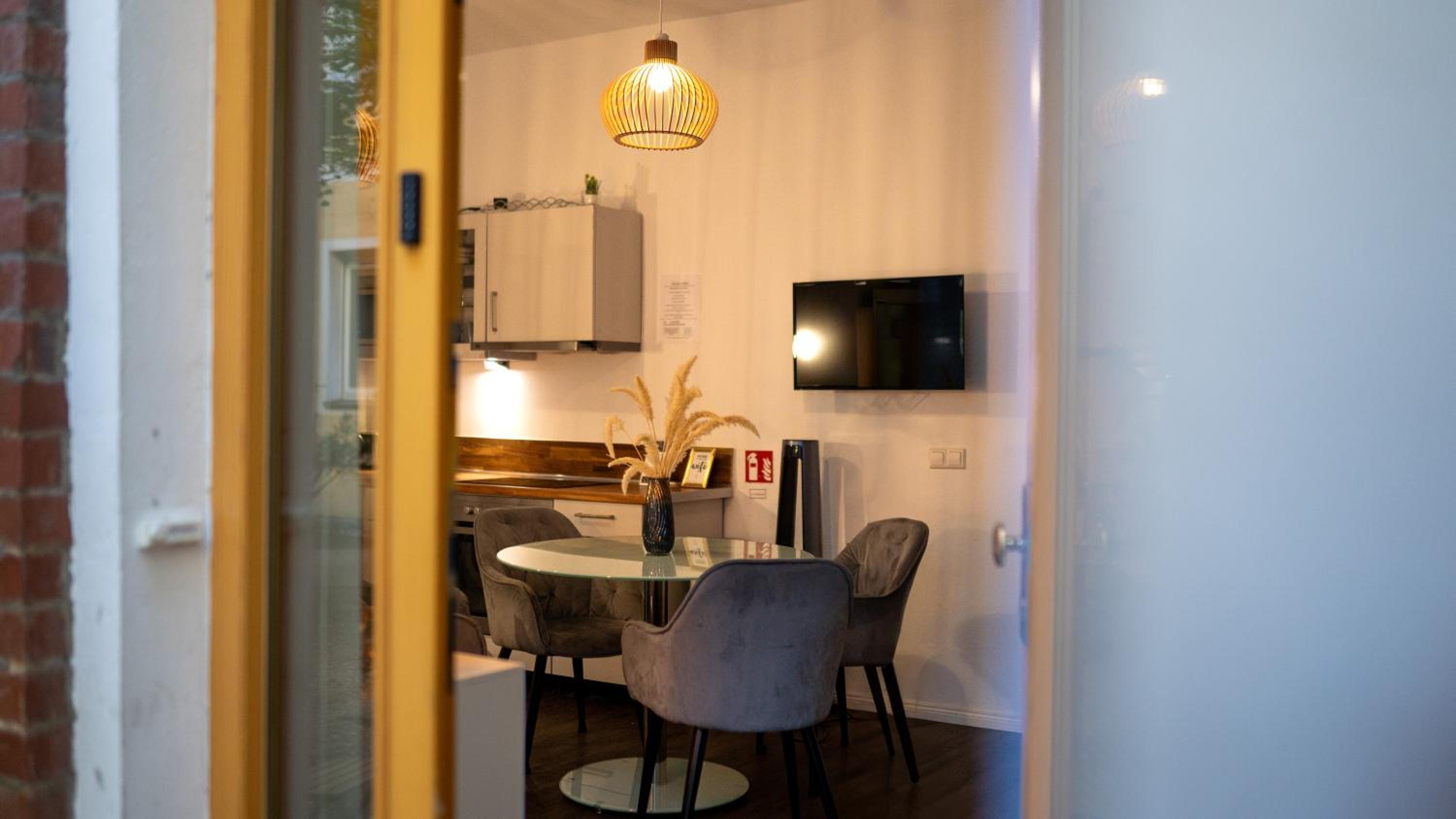 Boxi Jungle House - unique in Friedrichshain - 3BR