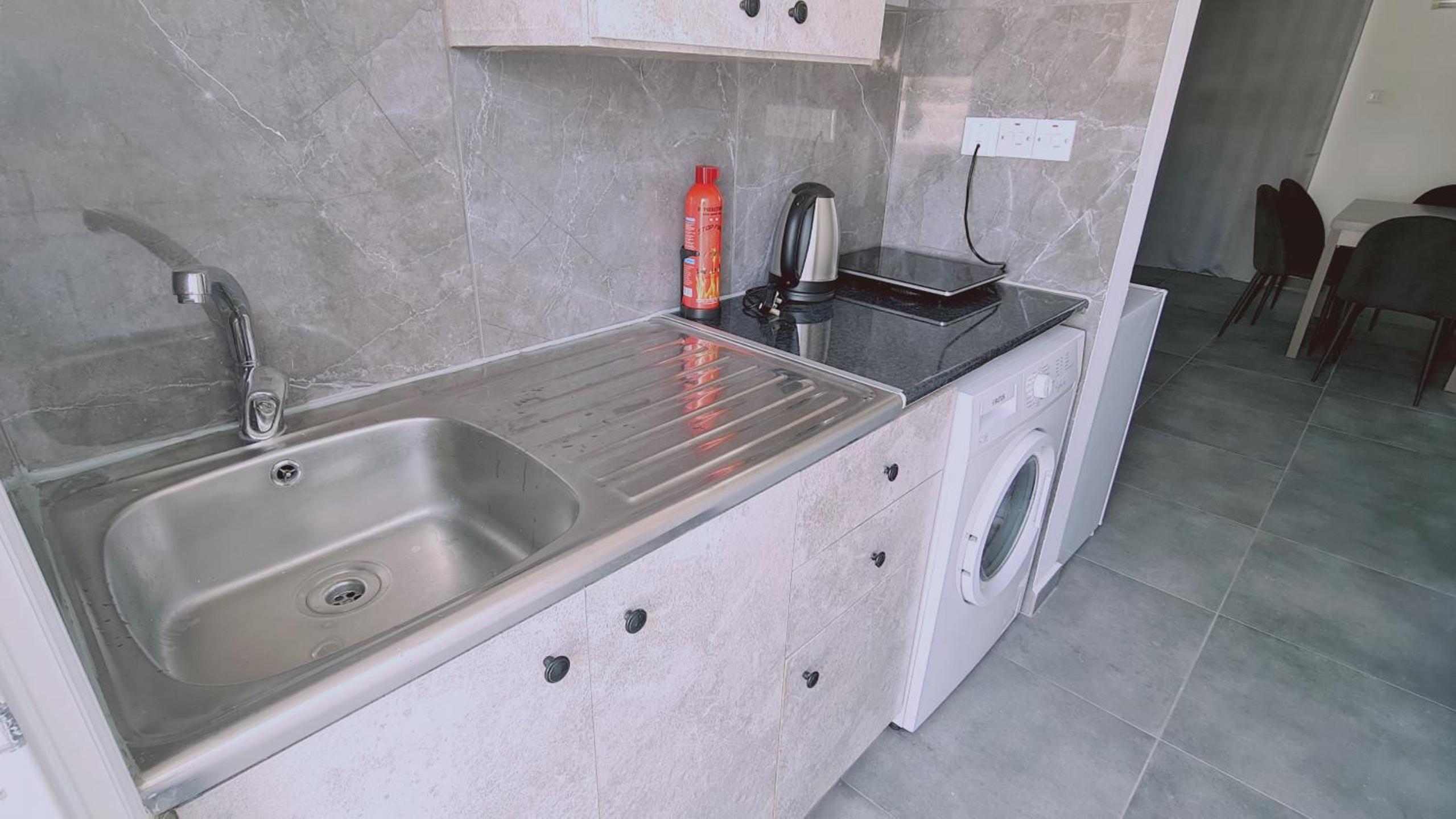 Nissi avenue 64 Studio 3 - Luxcyservices