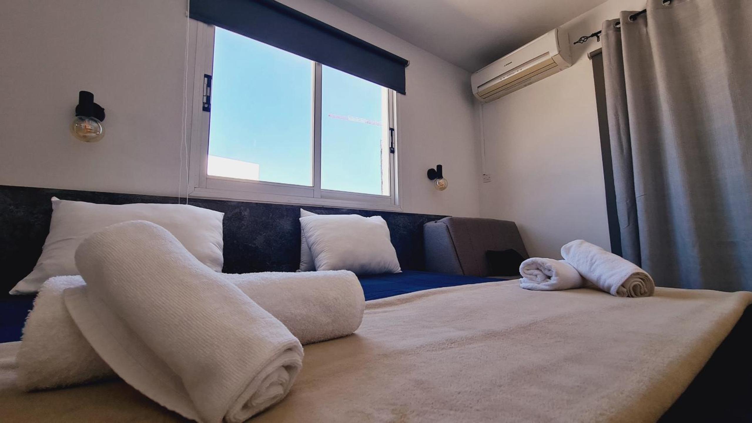 Nissi avenue 64 Studio 3 - Luxcyservices