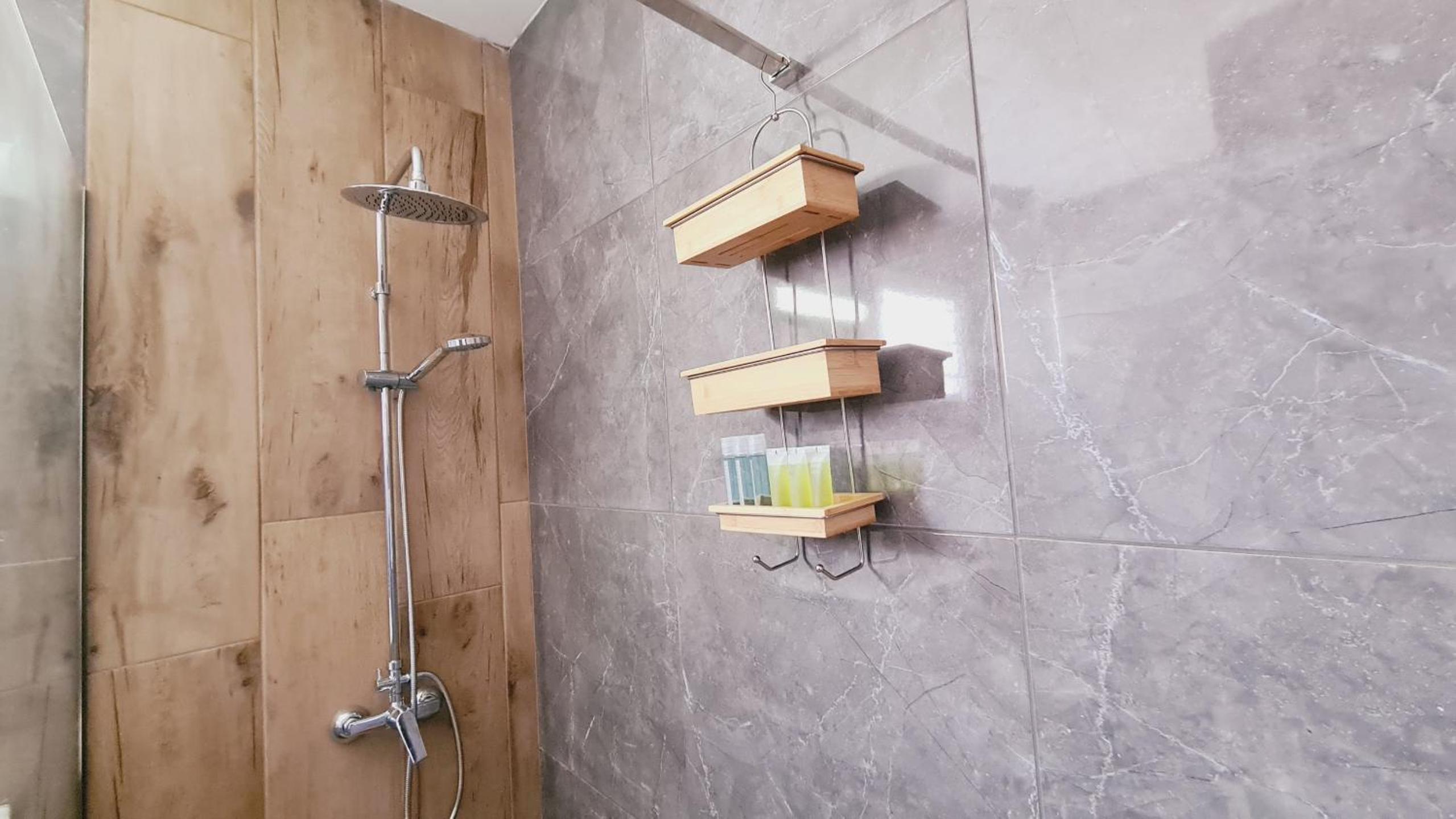 Nissi avenue 64 Studio 3 - Luxcyservices
