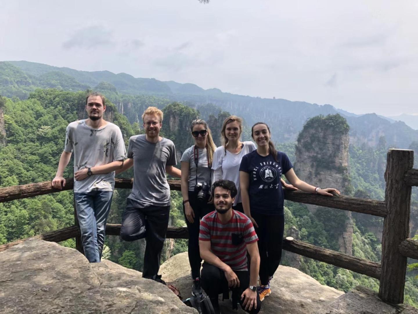 Tongfu Inn(In the National Park)