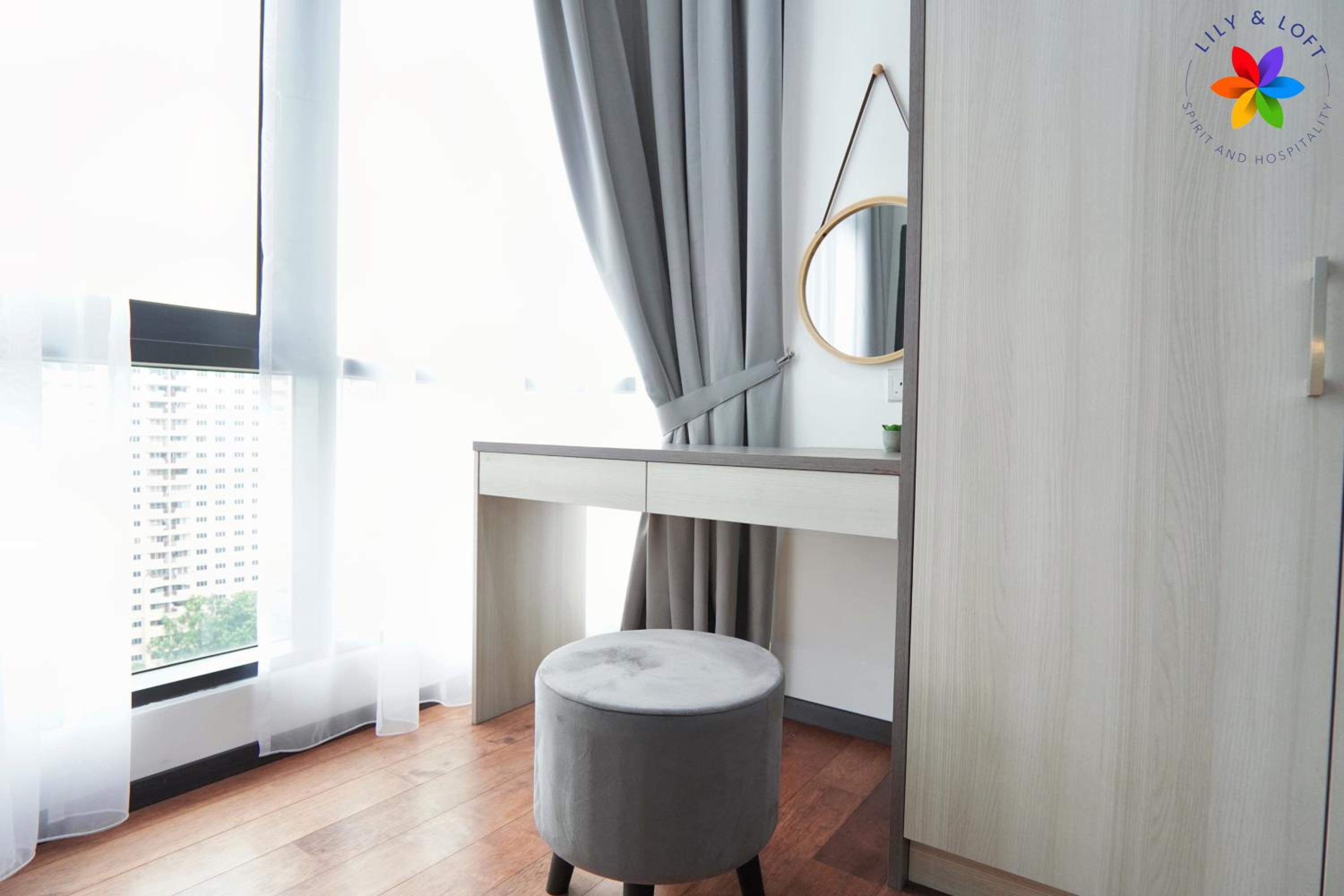 Lily and Loft - Queensville @ Kuala Lumpur - Netflix