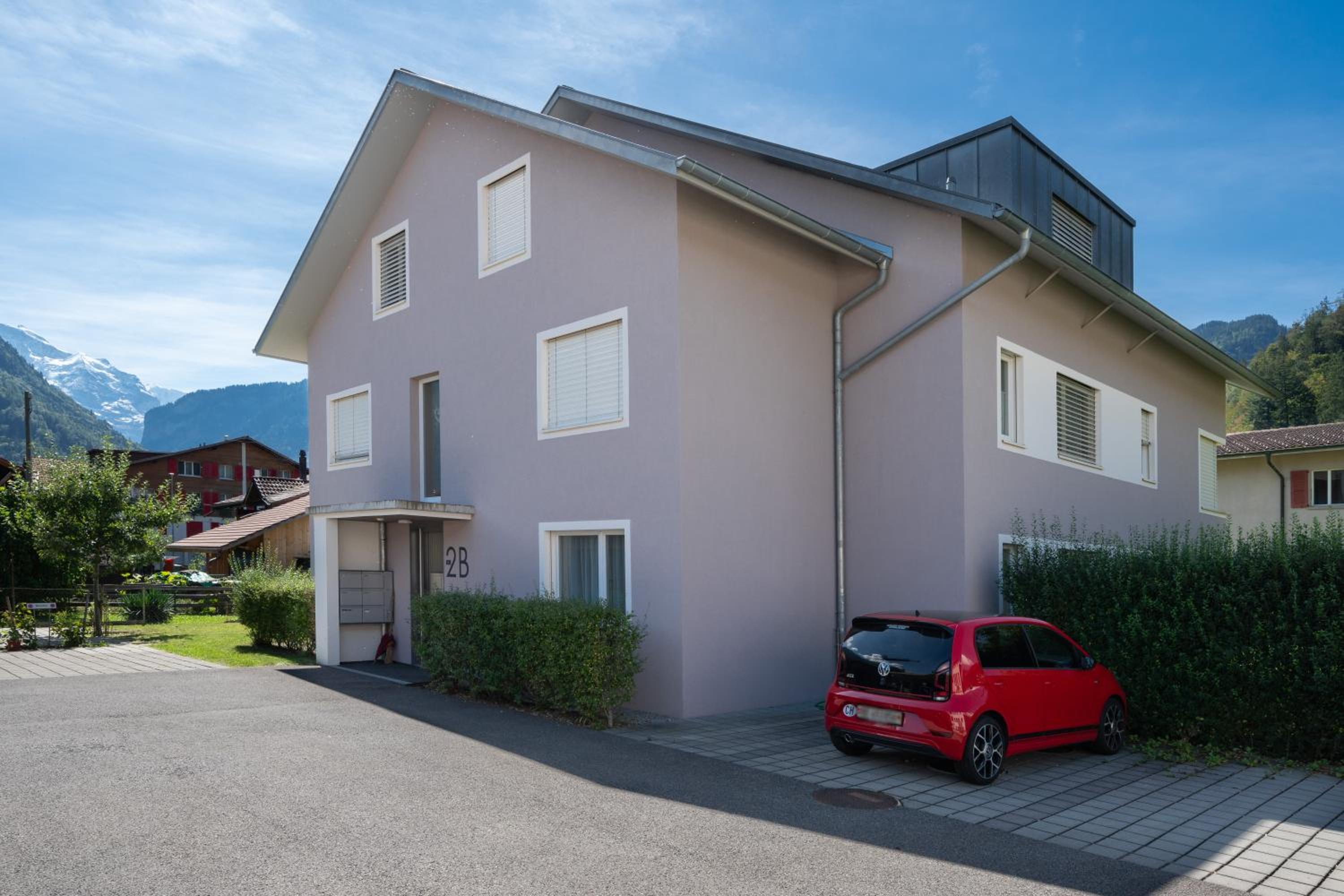 Schöne Parterrewohnung in Matten