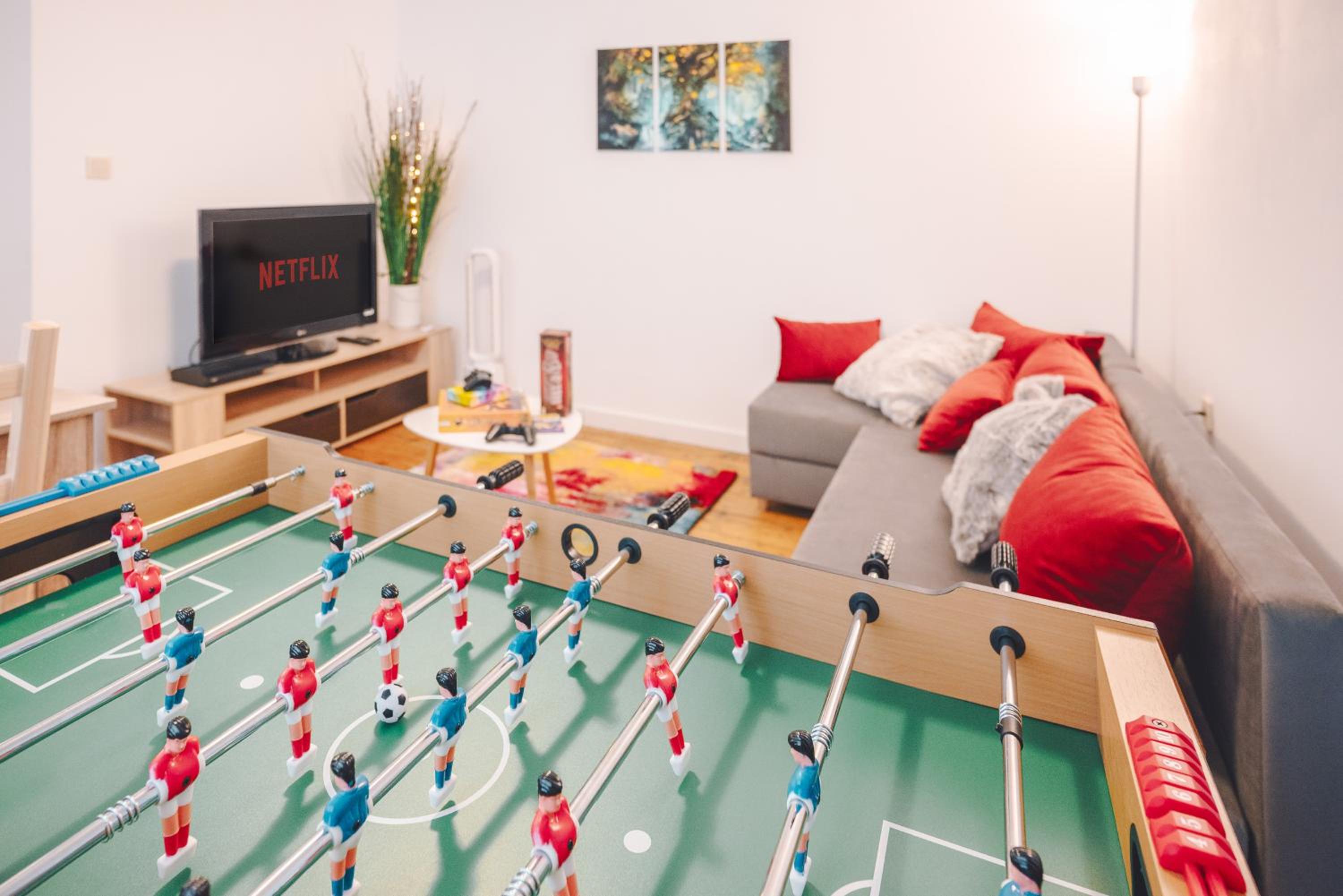 5 min to CityCenter - HOUSE & GARDEN - Netflix, Playstation & WiFi