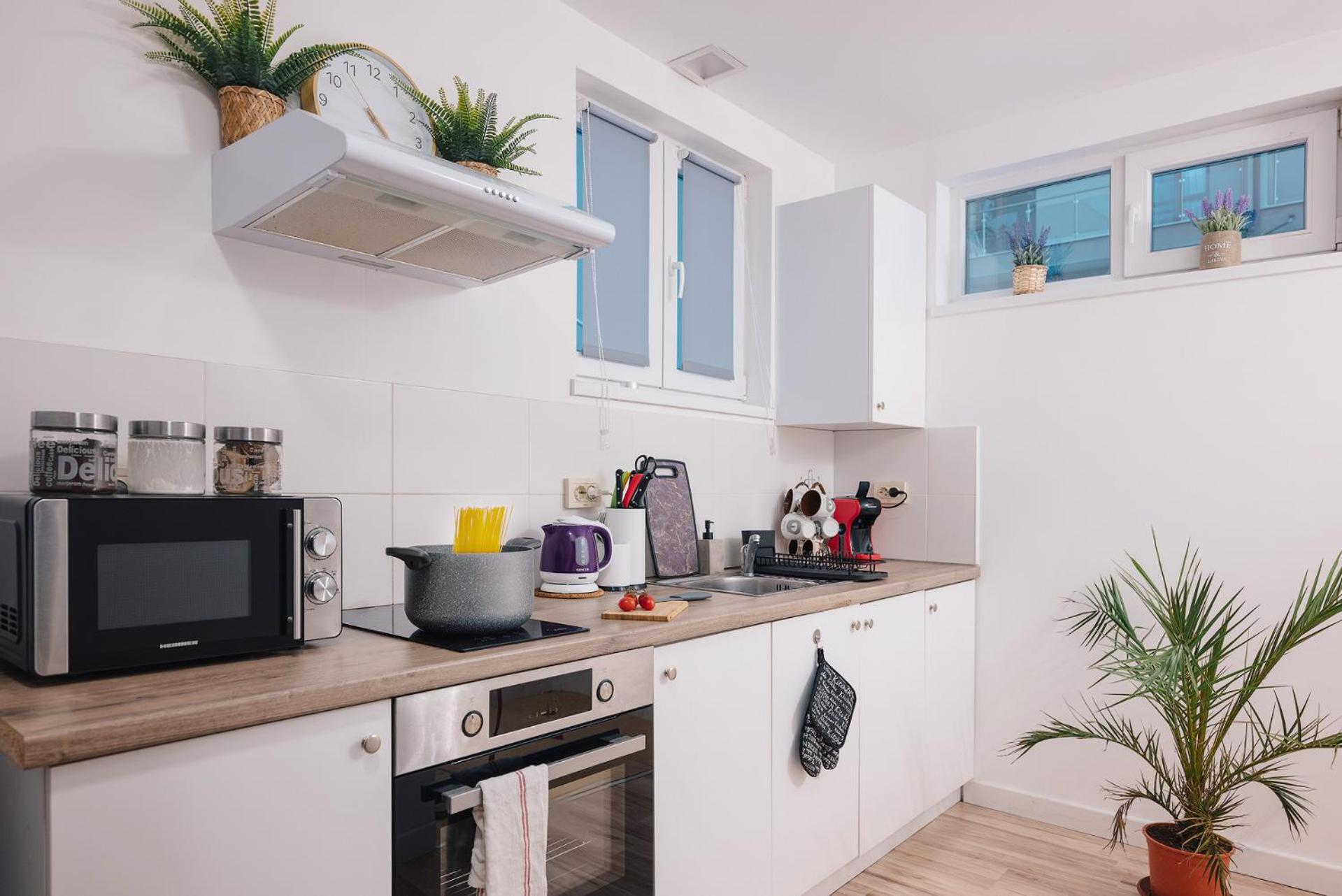 5 min to CityCenter - HOUSE & GARDEN - Netflix, Playstation & WiFi