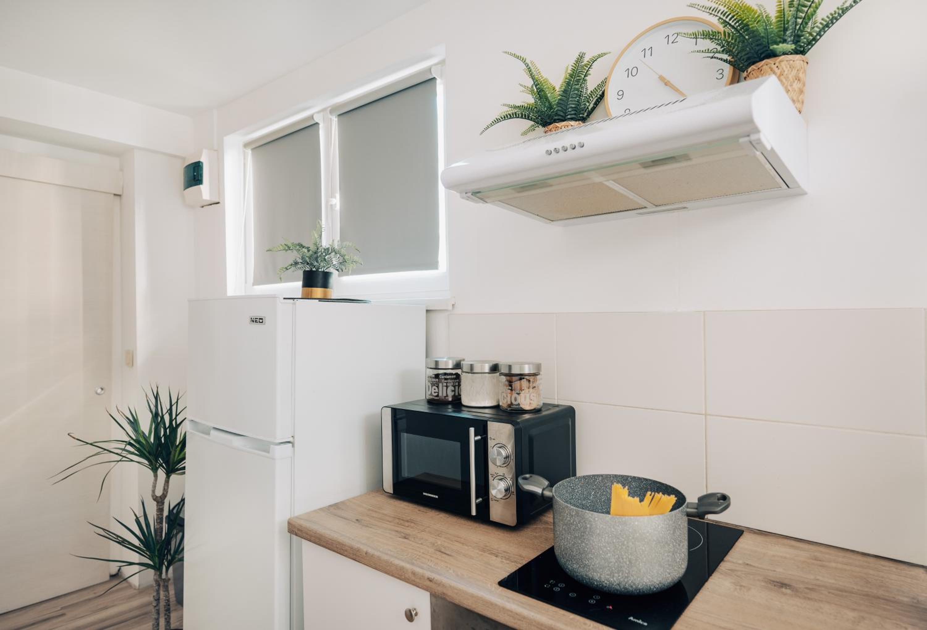 5 min to CityCenter - HOUSE & GARDEN - Netflix, Playstation & WiFi