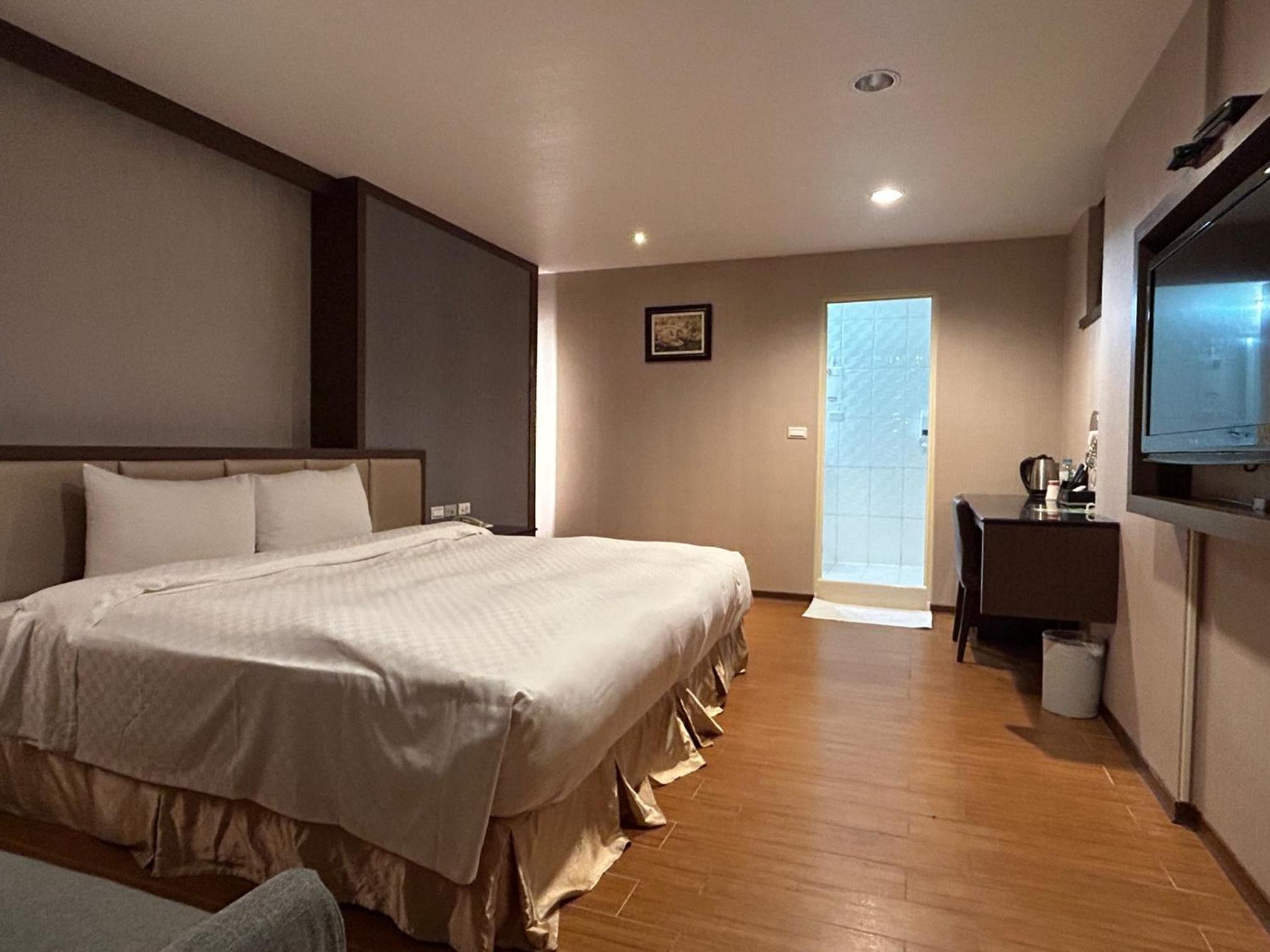 HX Hotel - Zuoying by HXgroup