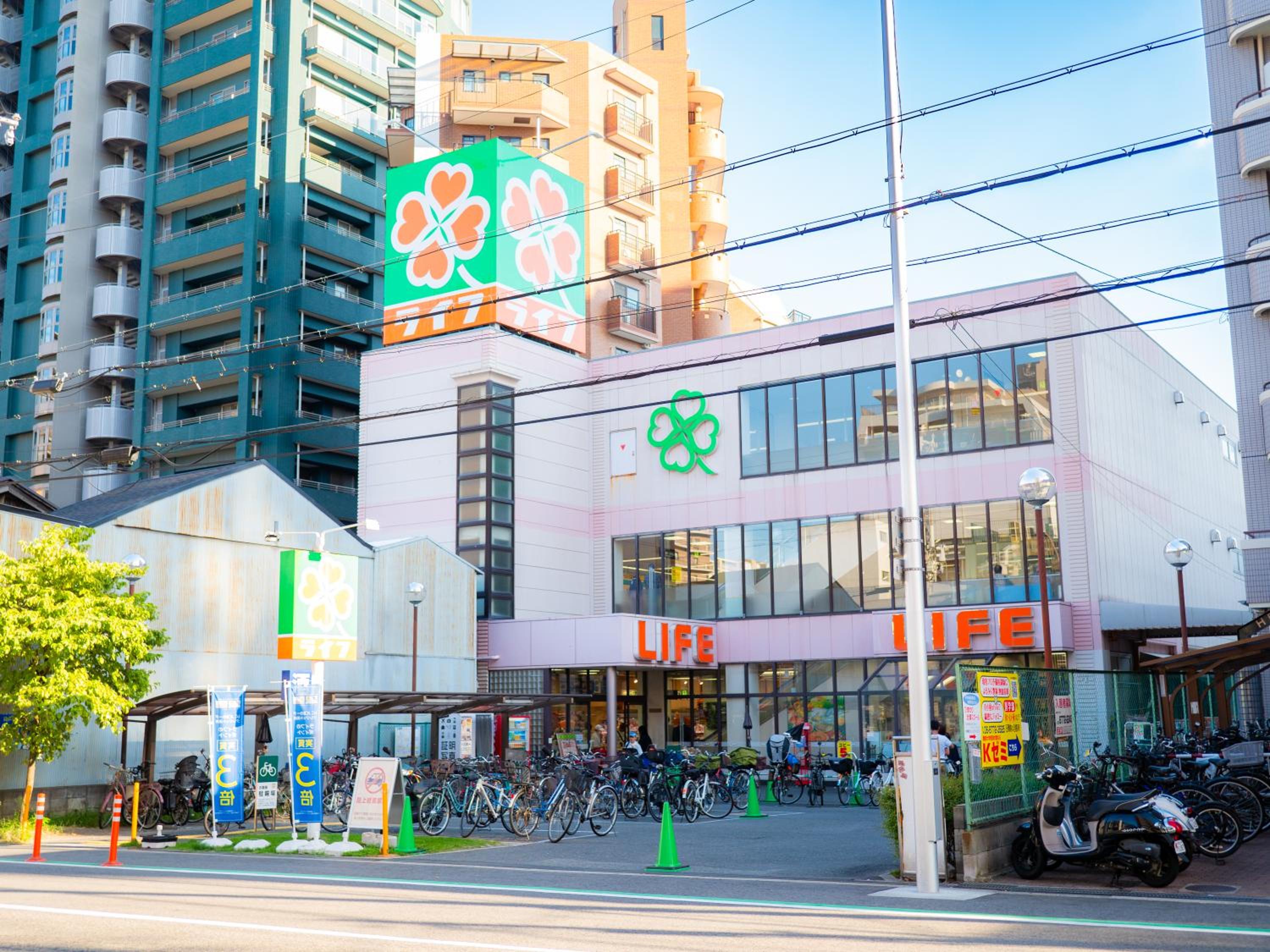J SUITE East Namba