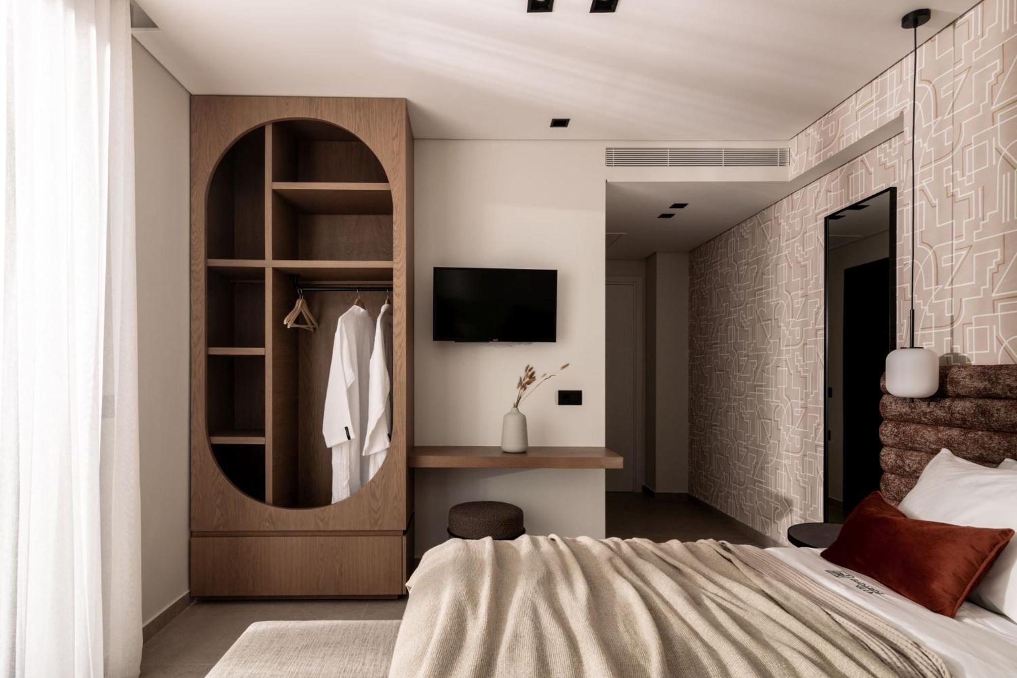 Gioarde Luxury Villa with Private Pool & Sea Views, by ZanteWize photo 5