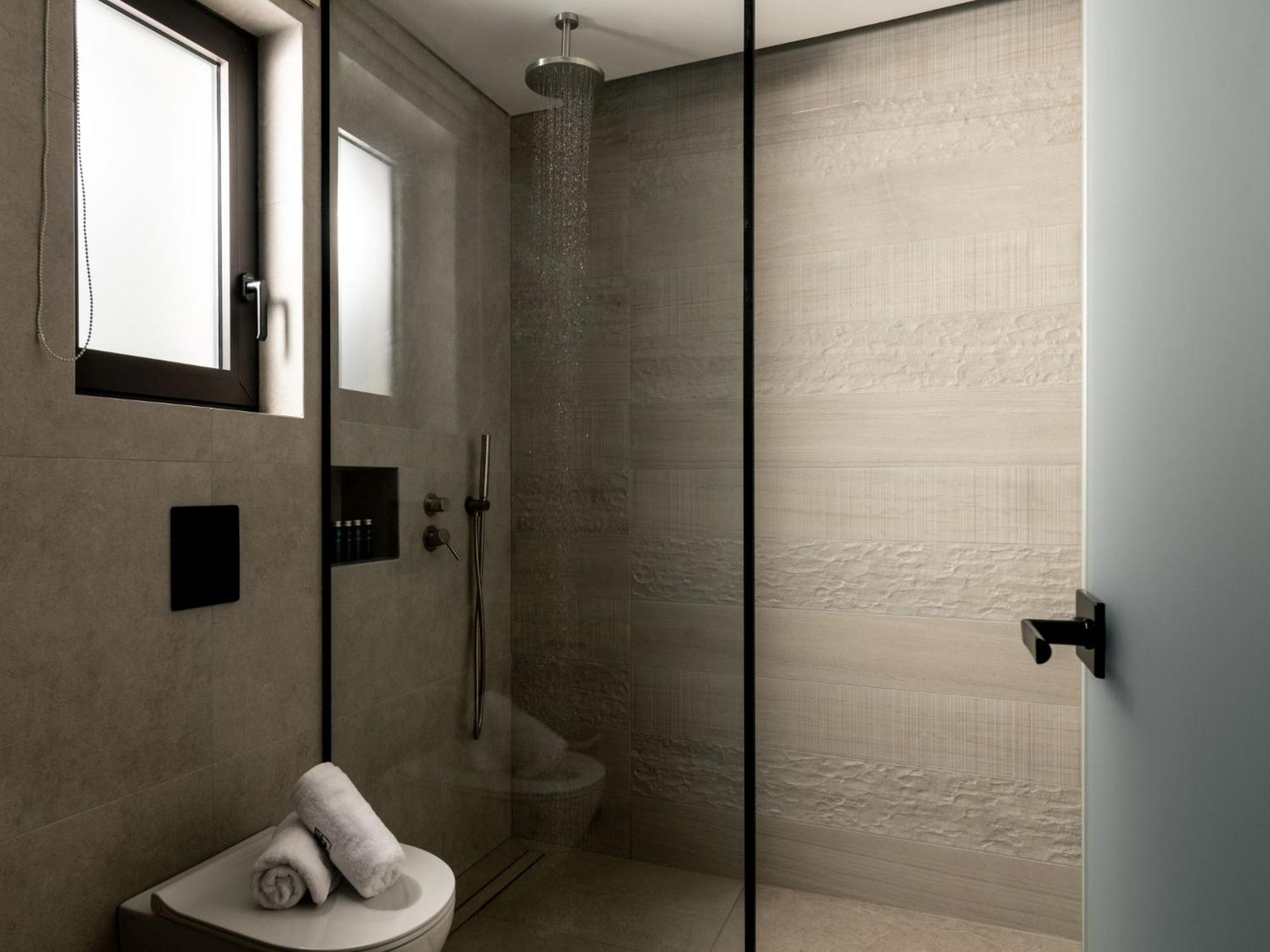 Gioarde Luxury Villa with Private Pool & Sea Views, by ZanteWize