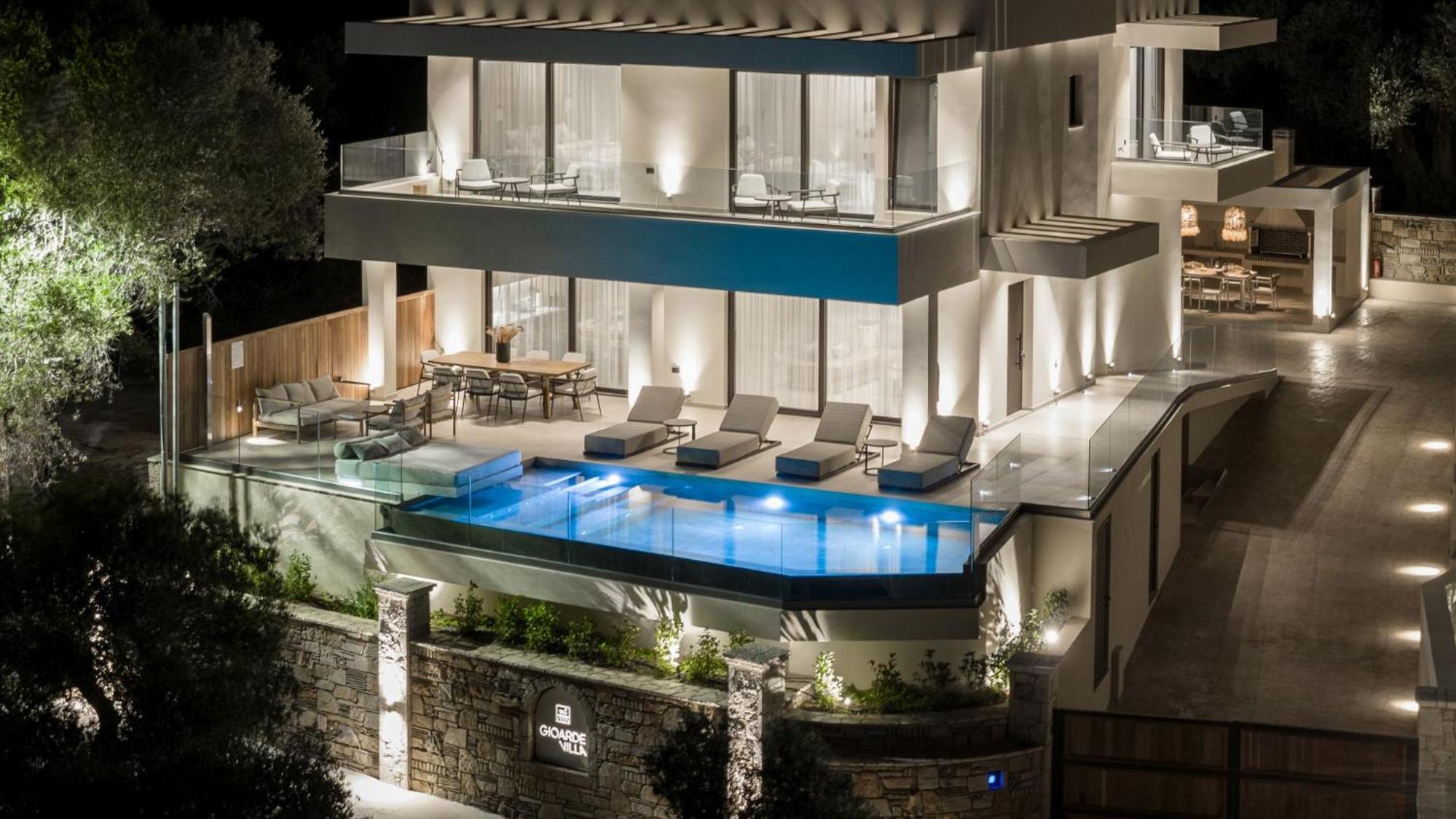 Gioarde Luxury Villa with Private Pool & Sea Views, by ZanteWize