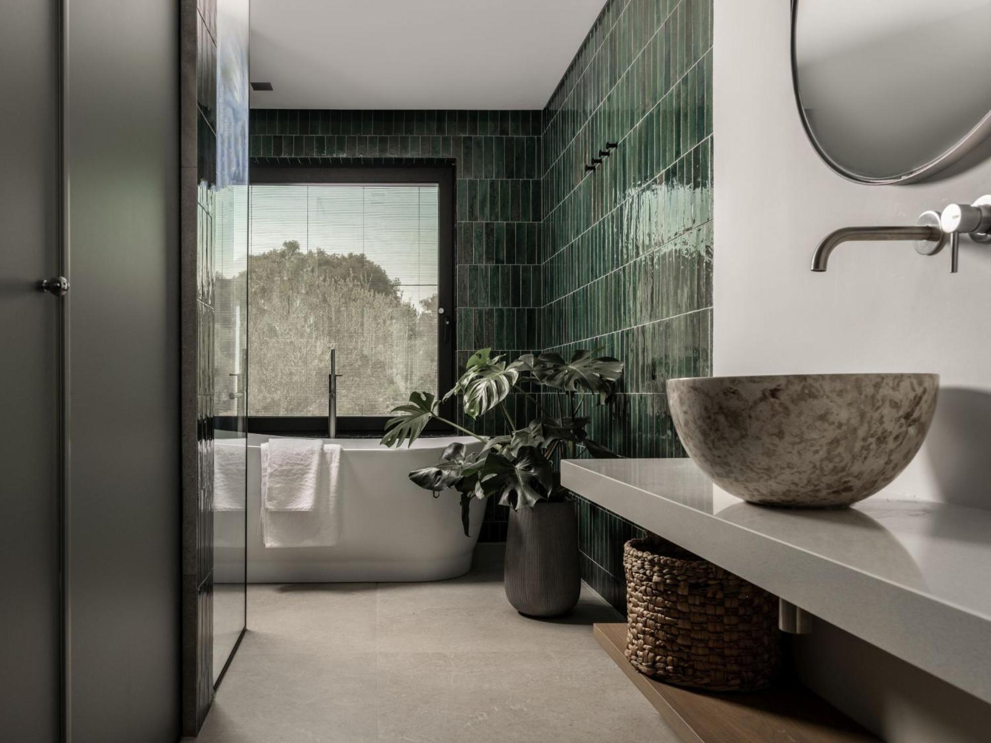 Gioarde Luxury Villa with Private Pool & Sea Views, by ZanteWize