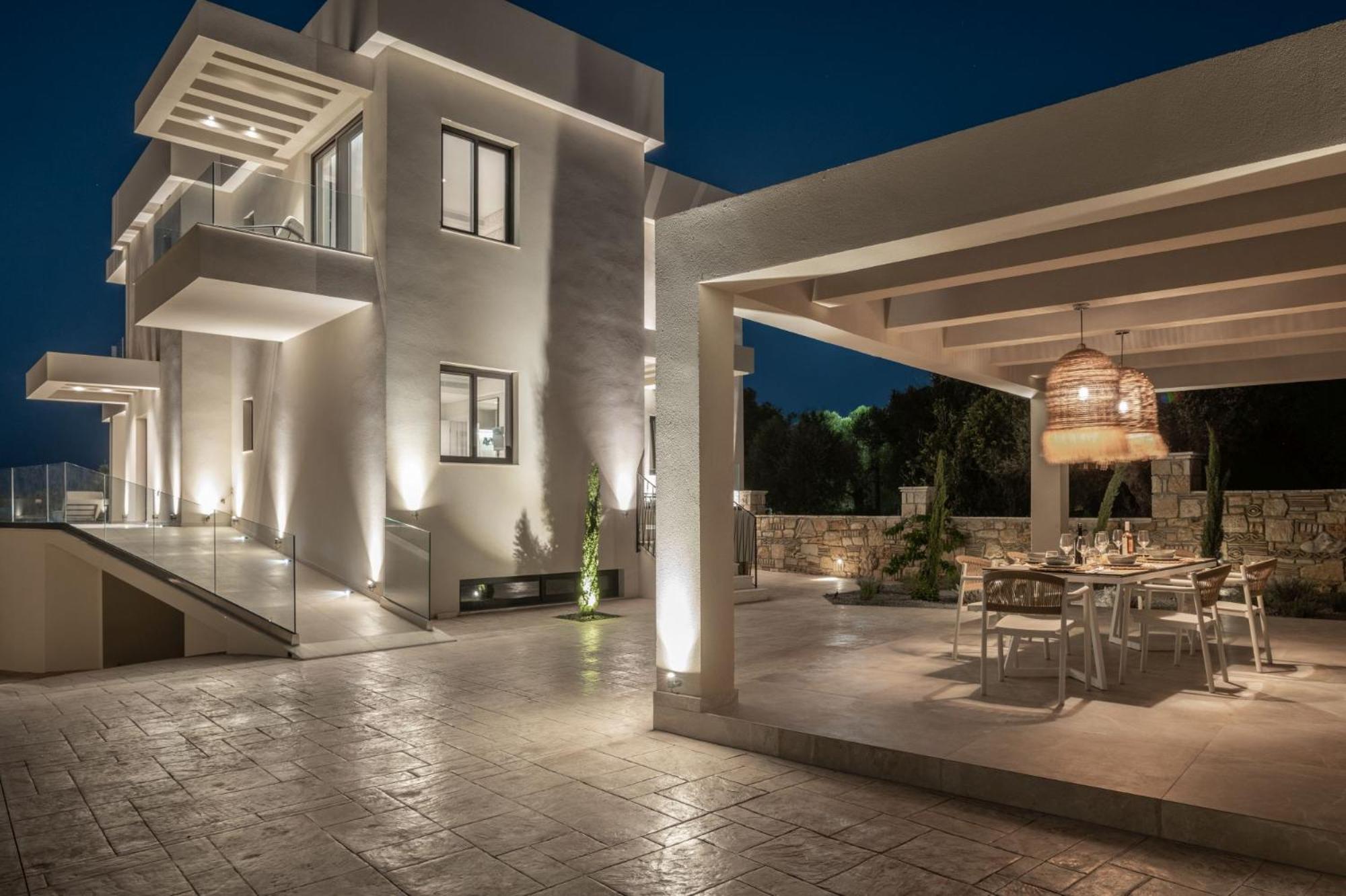 Gioarde Luxury Villa with Private Pool & Sea Views, by ZanteWize