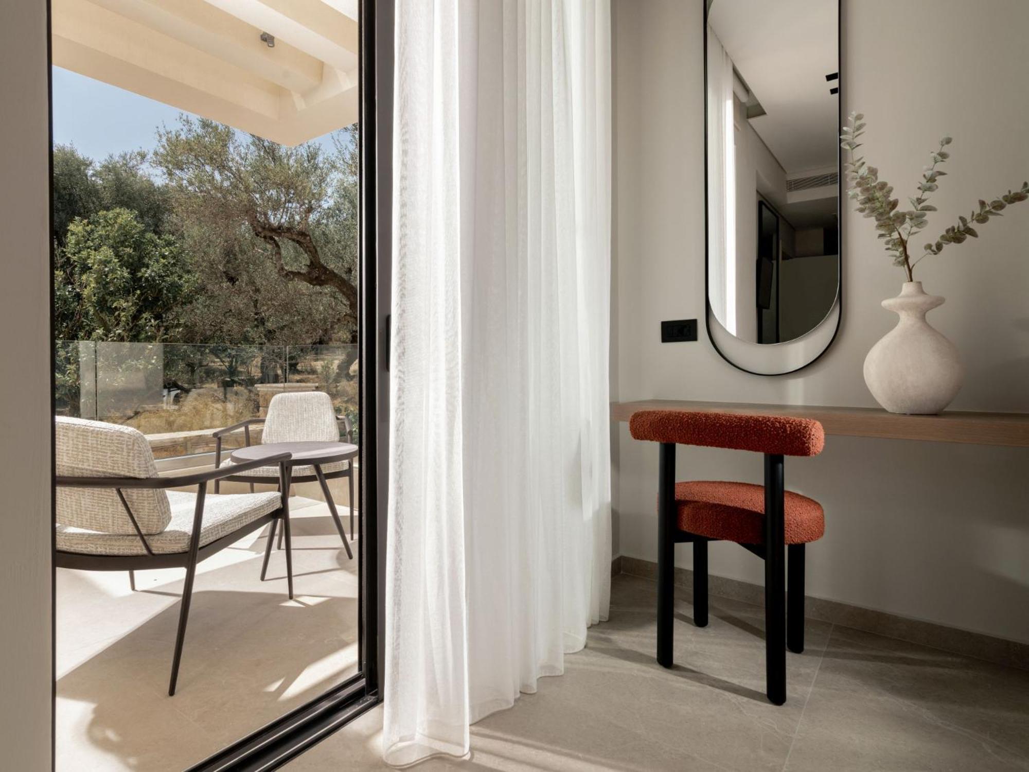 Gioarde Luxury Villa with Private Pool & Sea Views, by ZanteWize