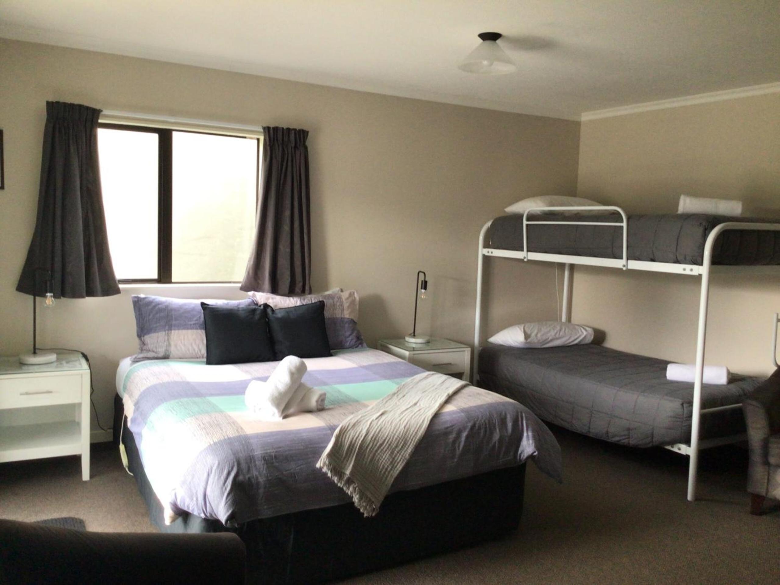 Fiordland Great Views Holiday Park