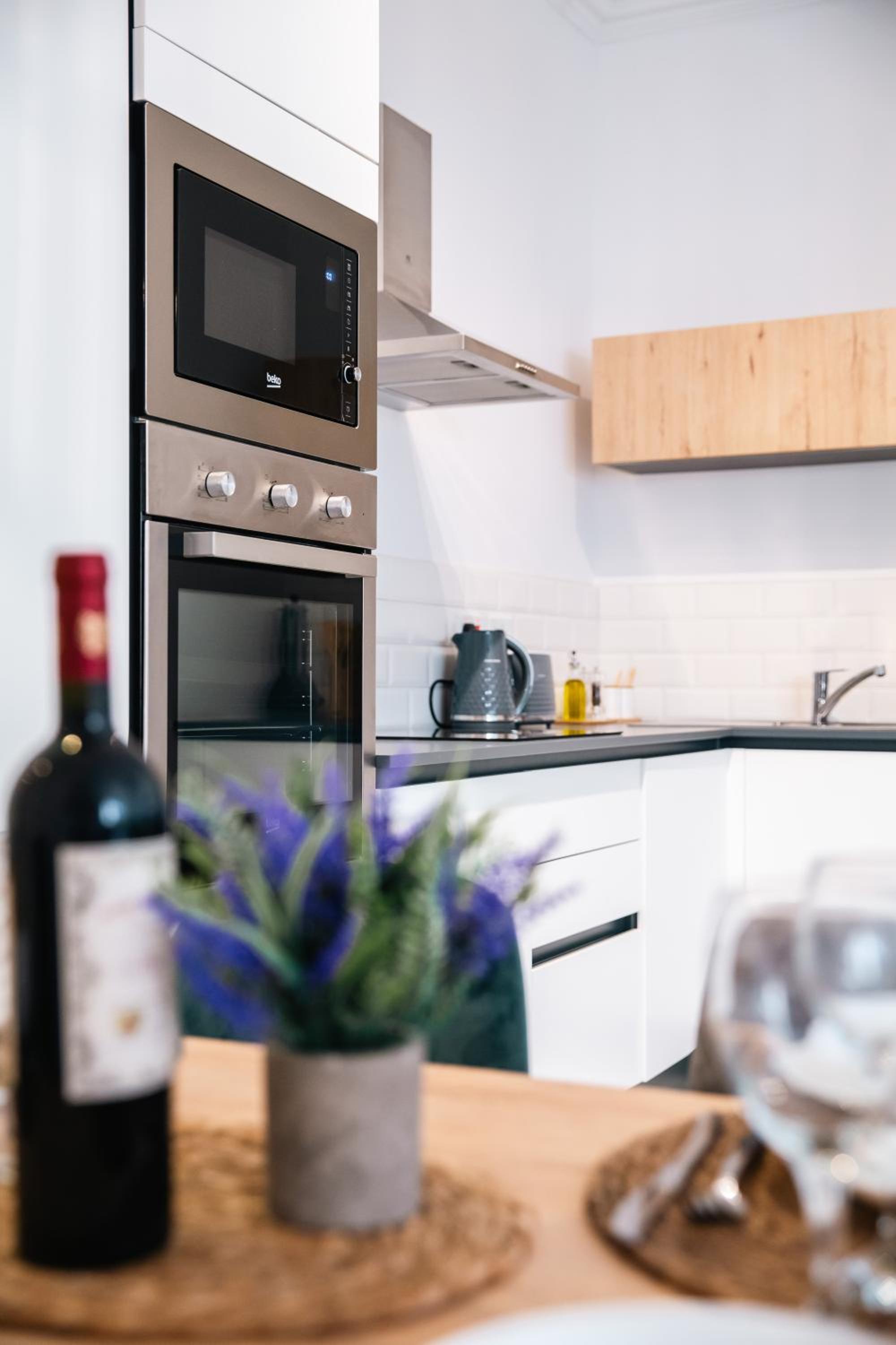 Sliema 2BR Backyard Flat by Arco Collection