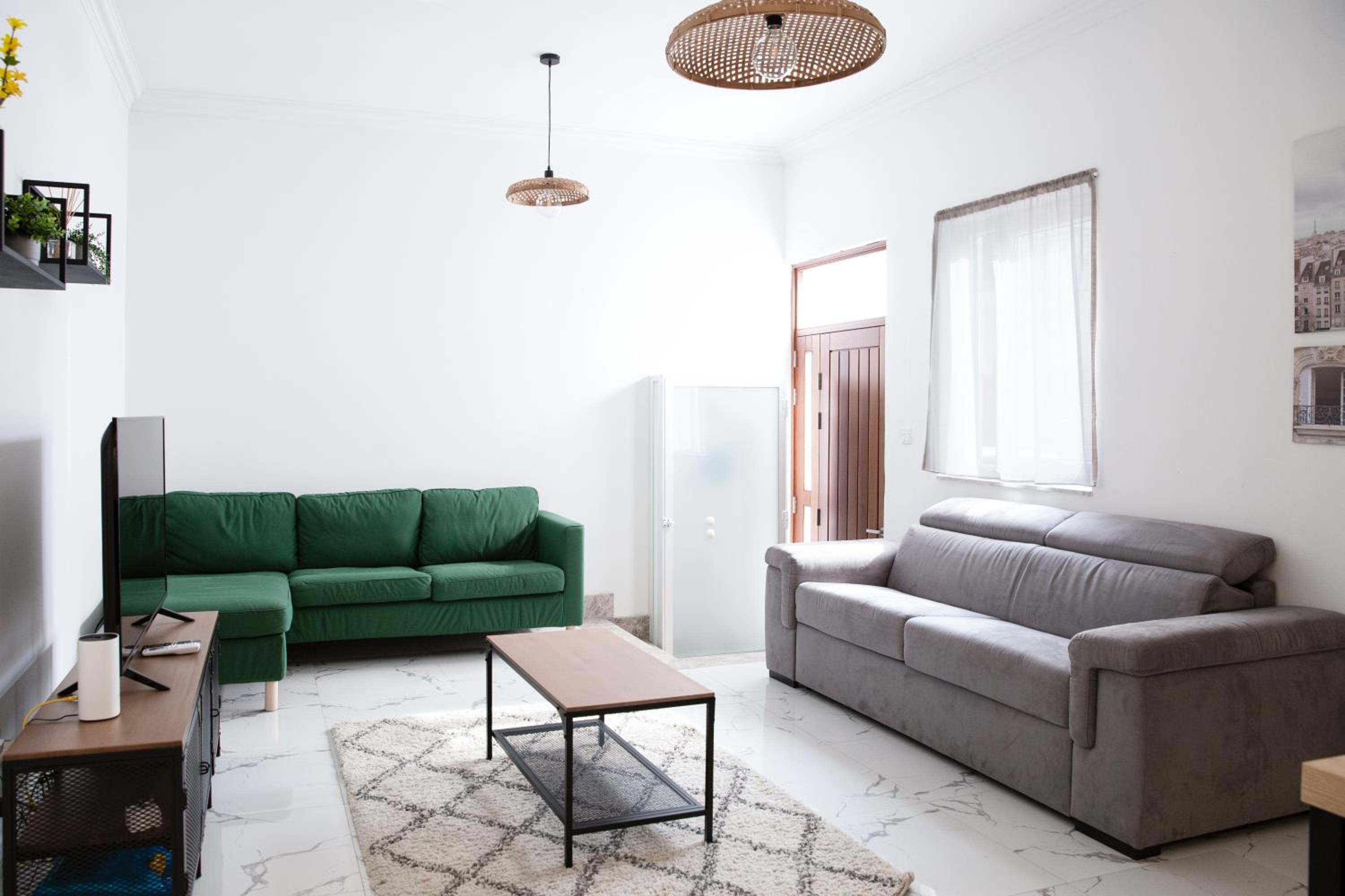 Sliema 2BR Backyard Flat by Arco Collection