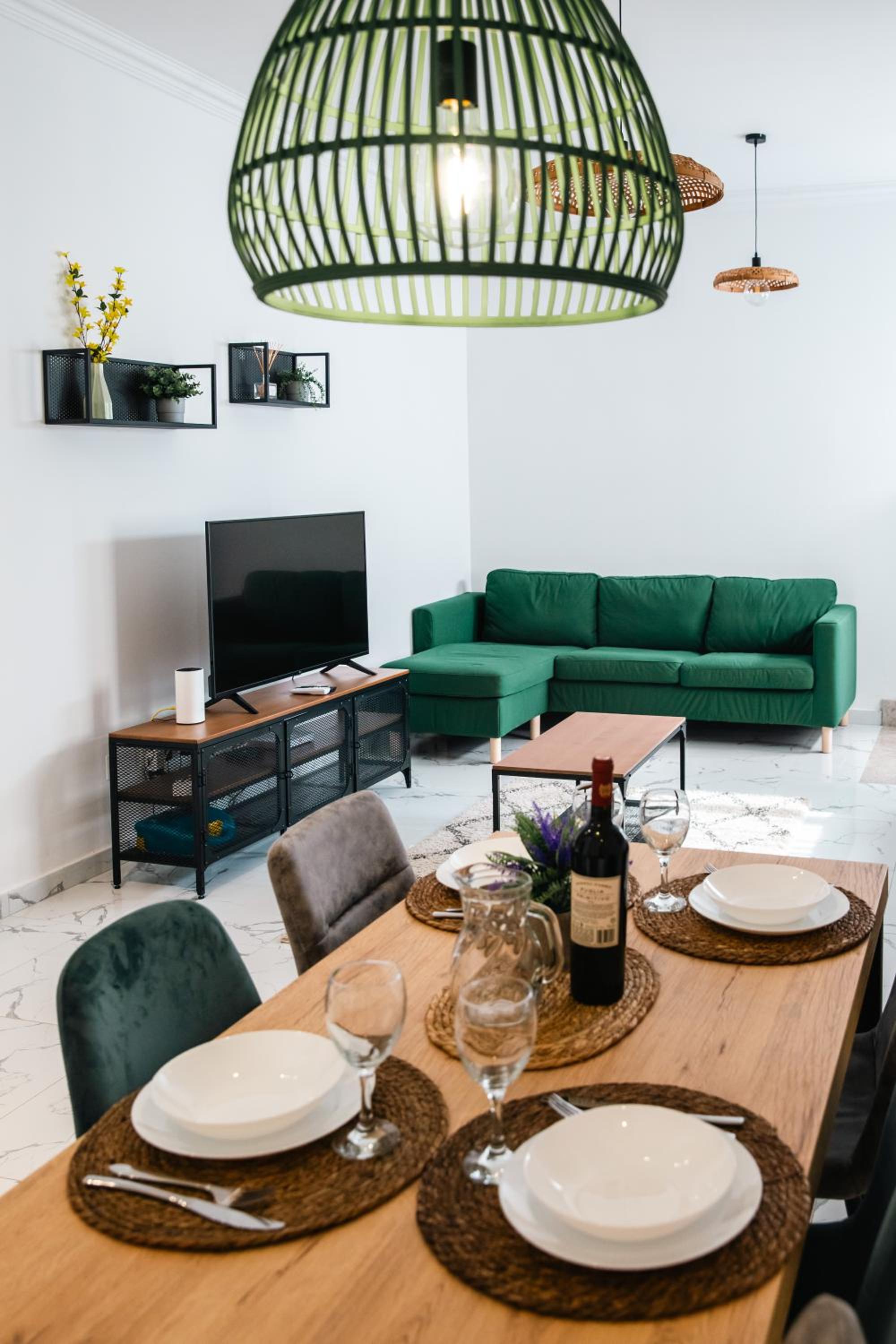 Sliema 2BR Backyard Flat by Arco Collection