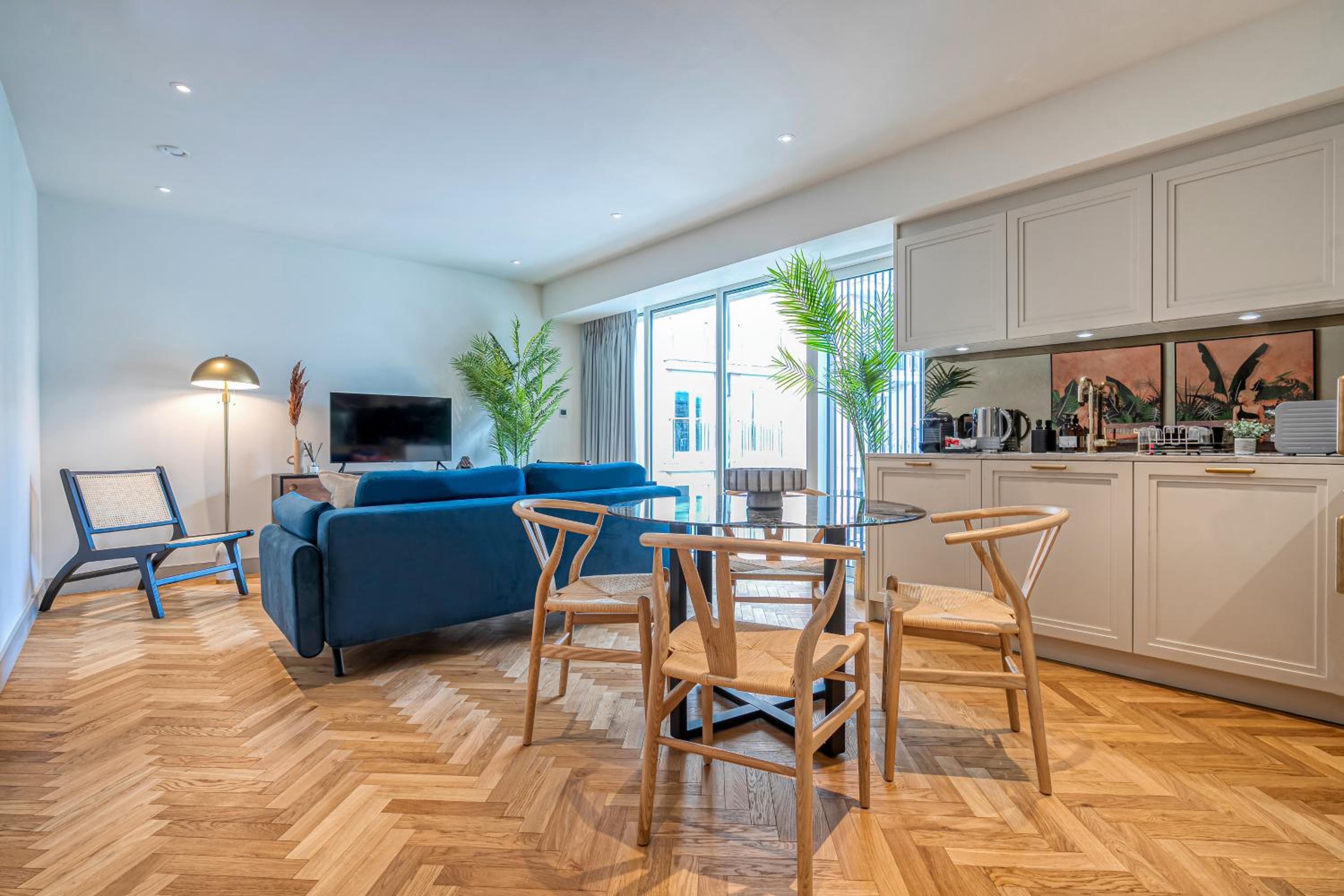 Luxury flats near Big Ben and London Eye