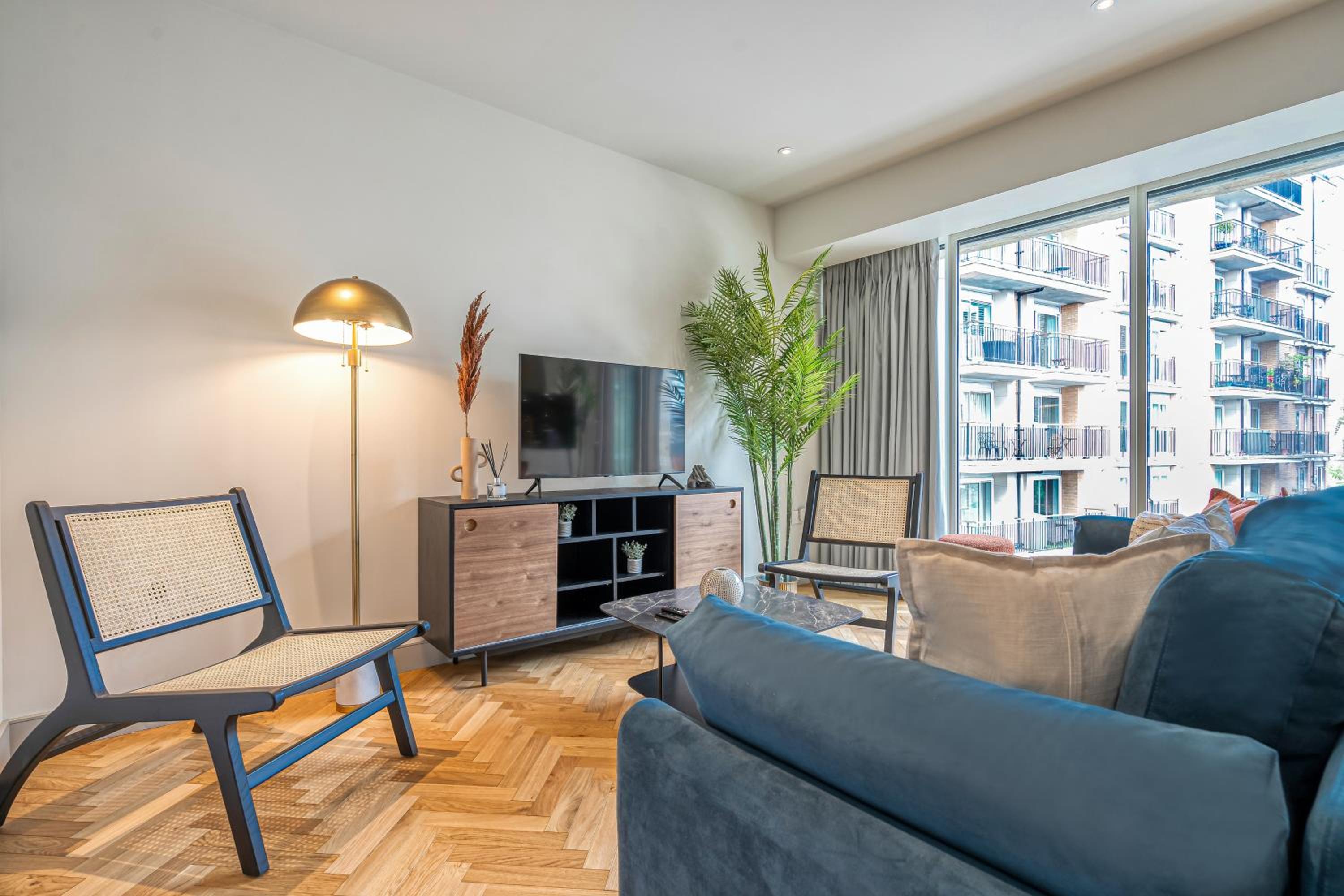 Luxury flats near Big Ben and London Eye