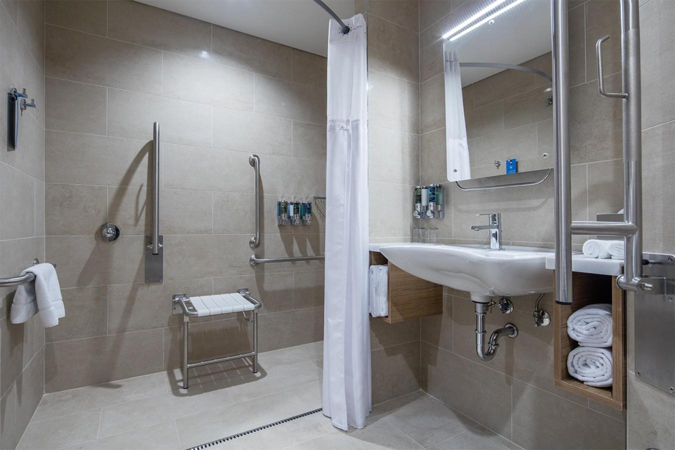 Hampton by Hilton İstanbul Zeytinburnu - Image 28