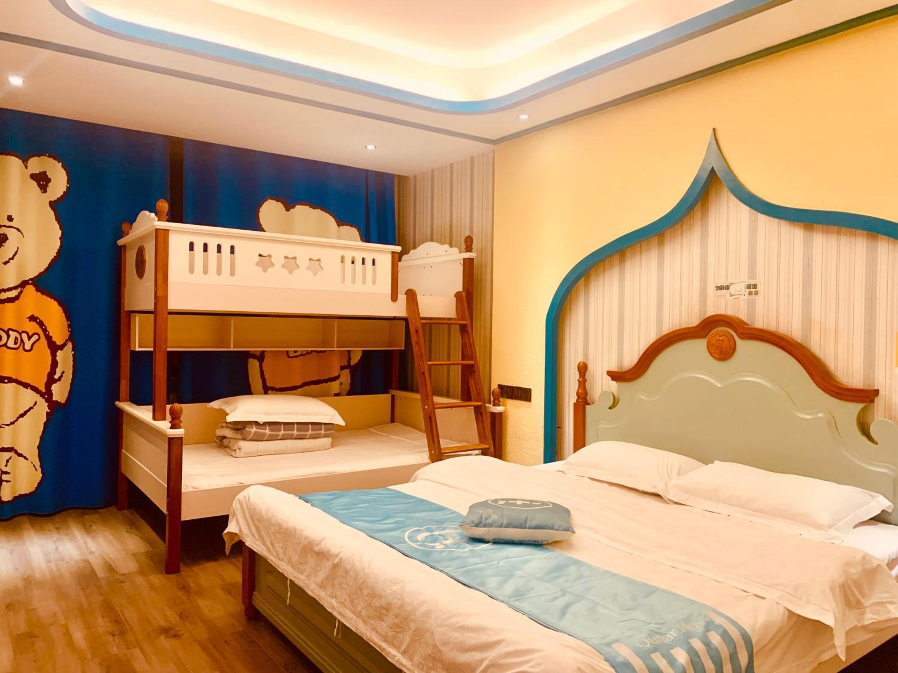 Mount Emei Teddy Bear Hotel玩具熊酒店