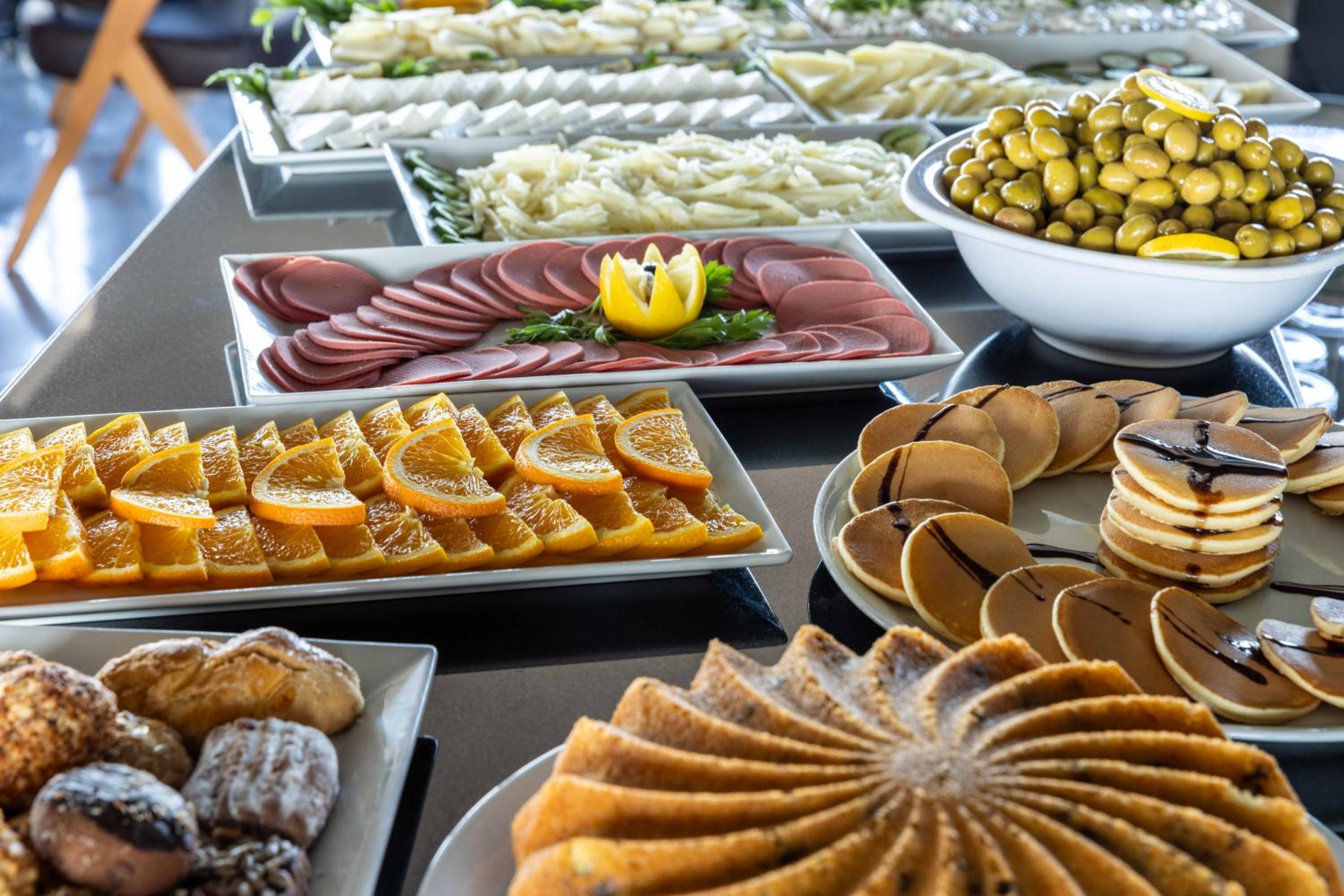 Villa Zurich Otel - Image 29