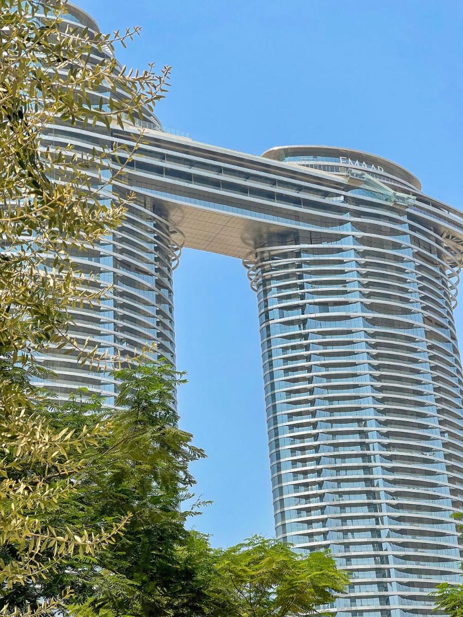 LUXFolio Retreats - Amazing Full Burj Khalifa View
