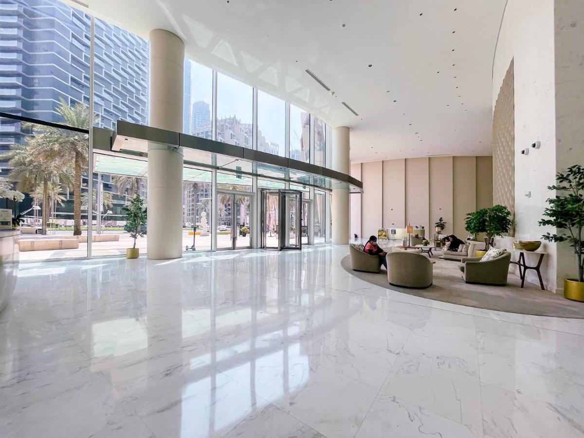 LUXFolio Retreats - Amazing Full Burj Khalifa View