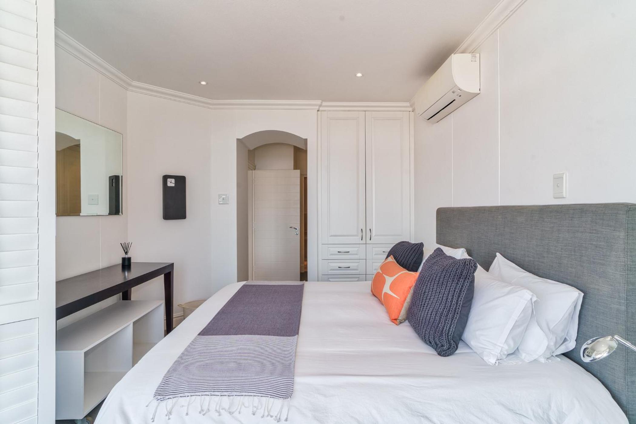 204 Oyster Rock - by Stay in Umhlanga