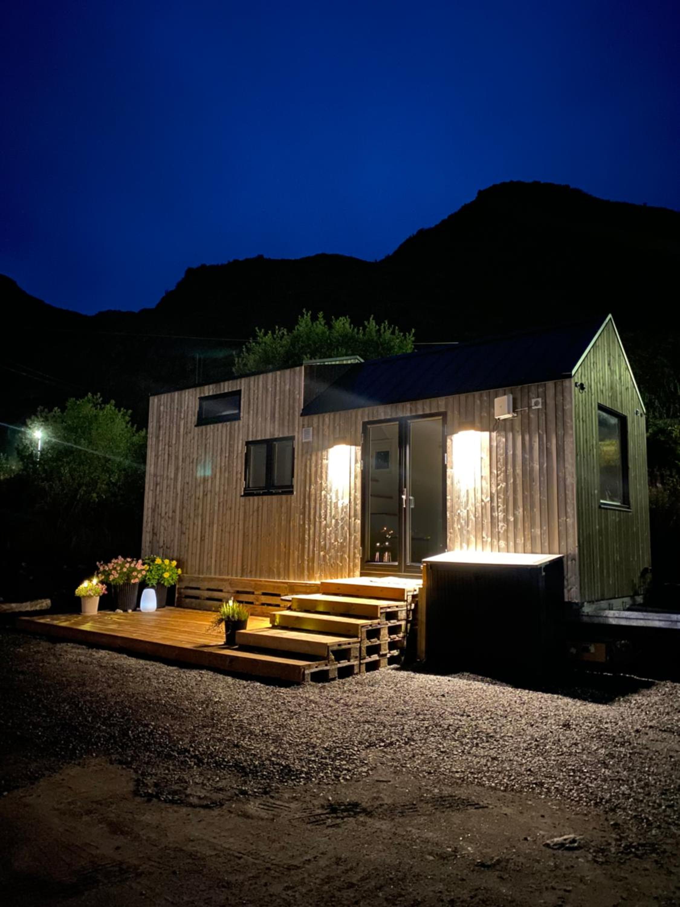 Moderne minihus ved havet