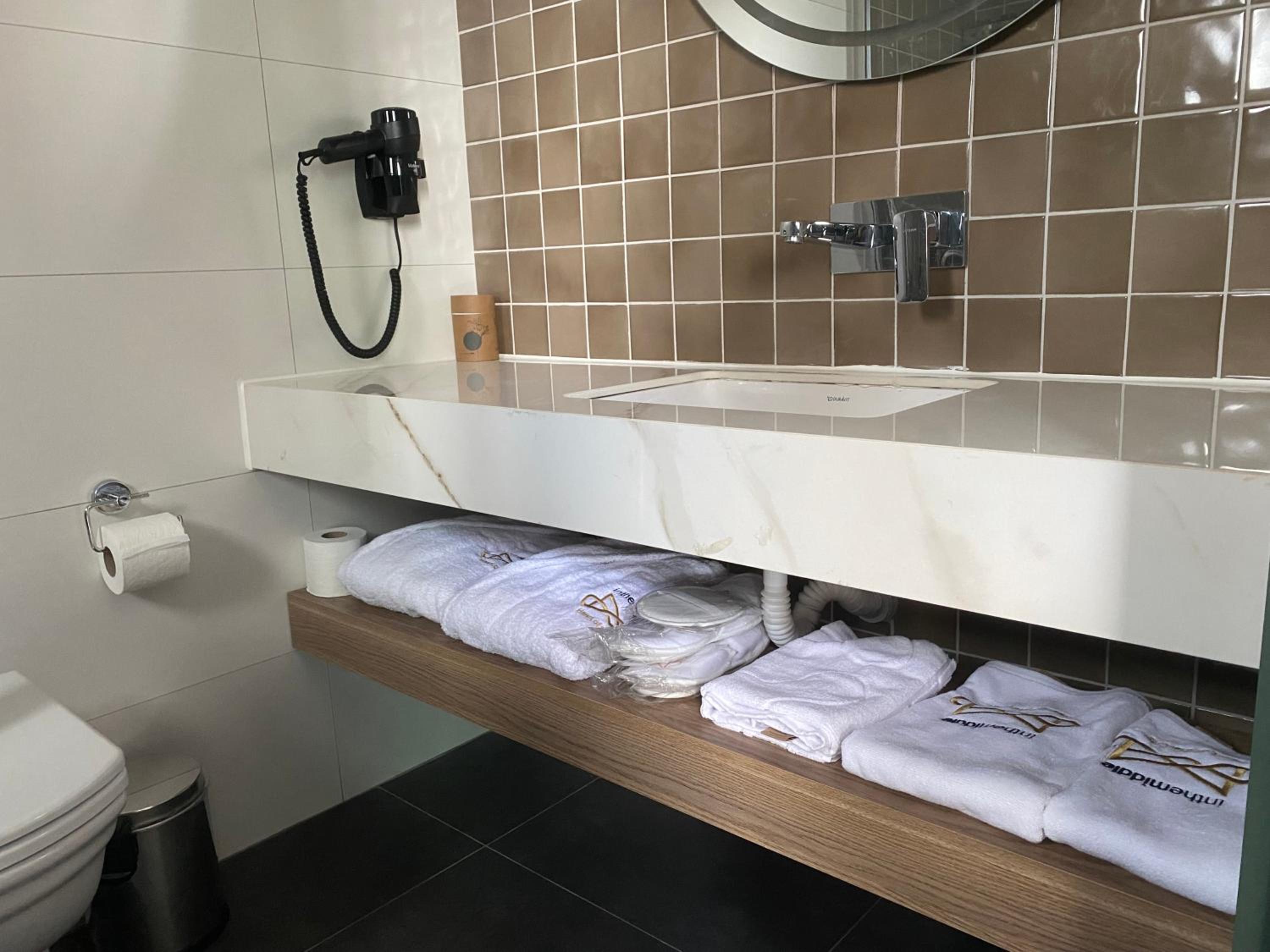 İn The Middle Otel - Image 18