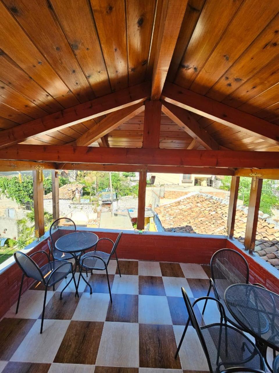 Castle - inside,Voga Guesthause photo 4