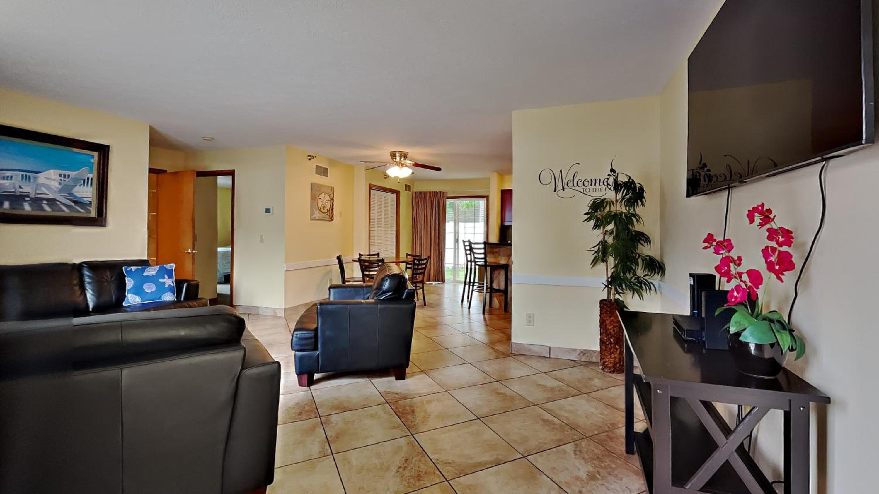 Put-in-Bay Poolview Condo #4 view 3