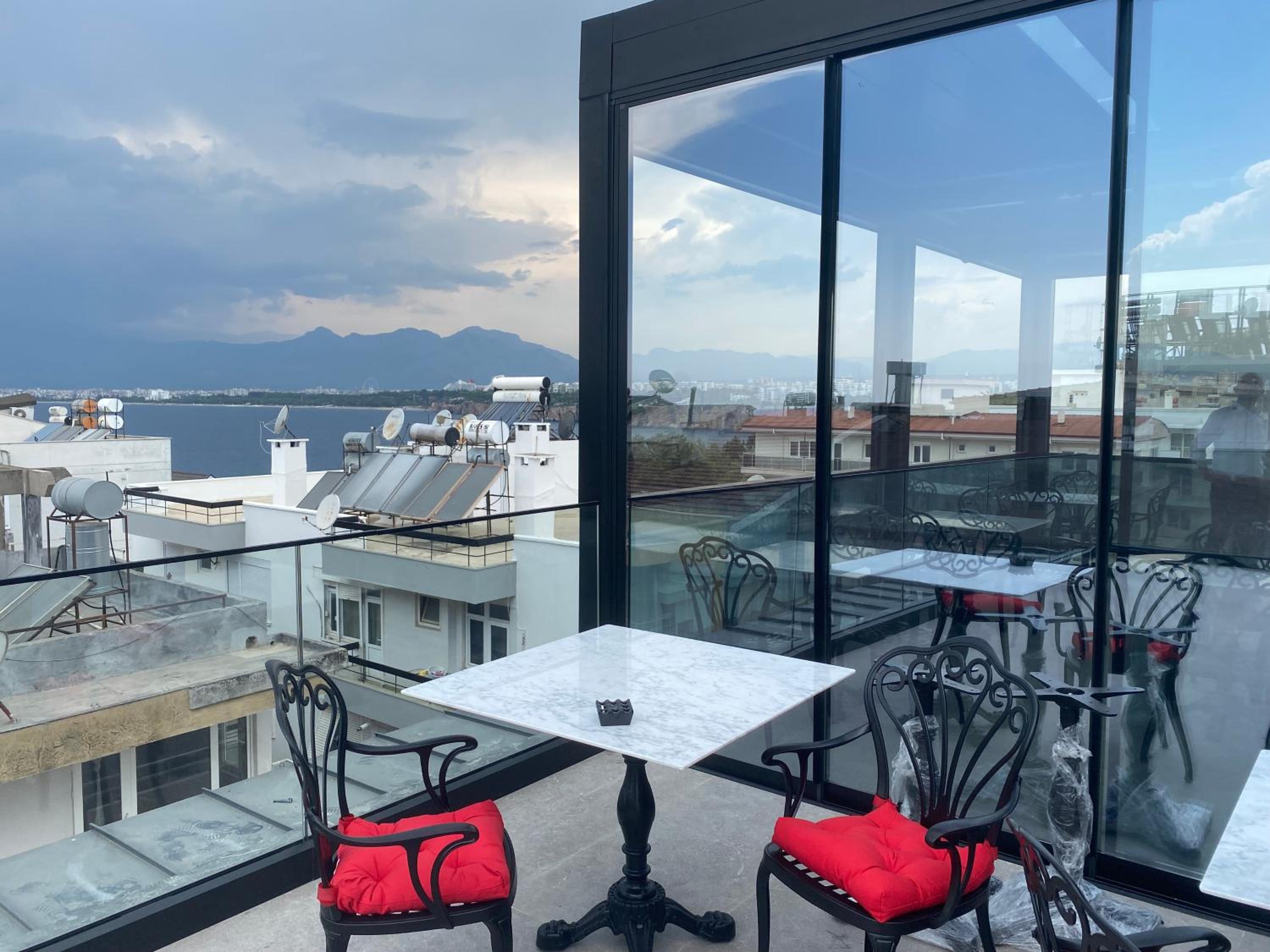 İn The Middle Otel - Image 7