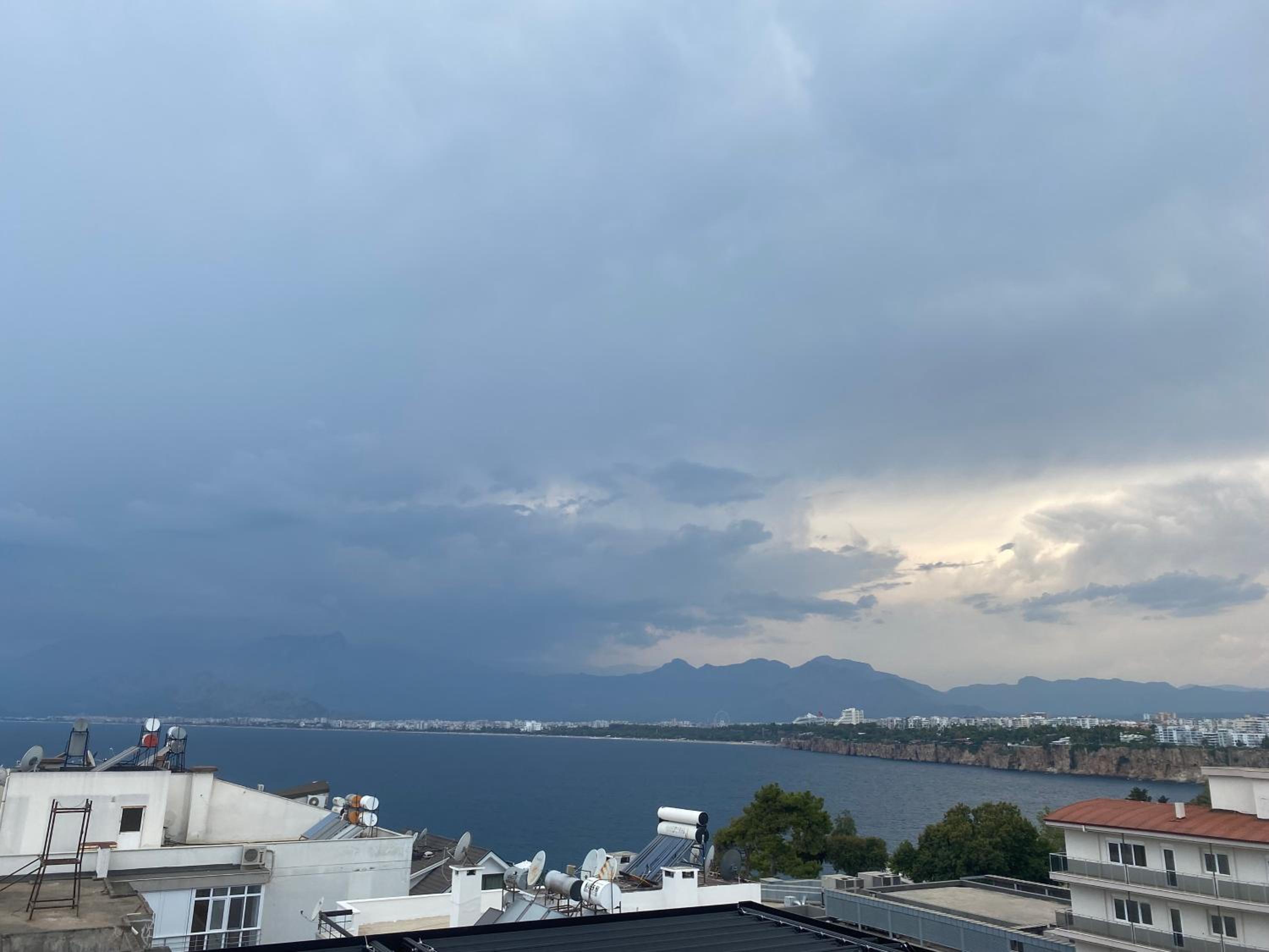 İn The Middle Otel - Image 97