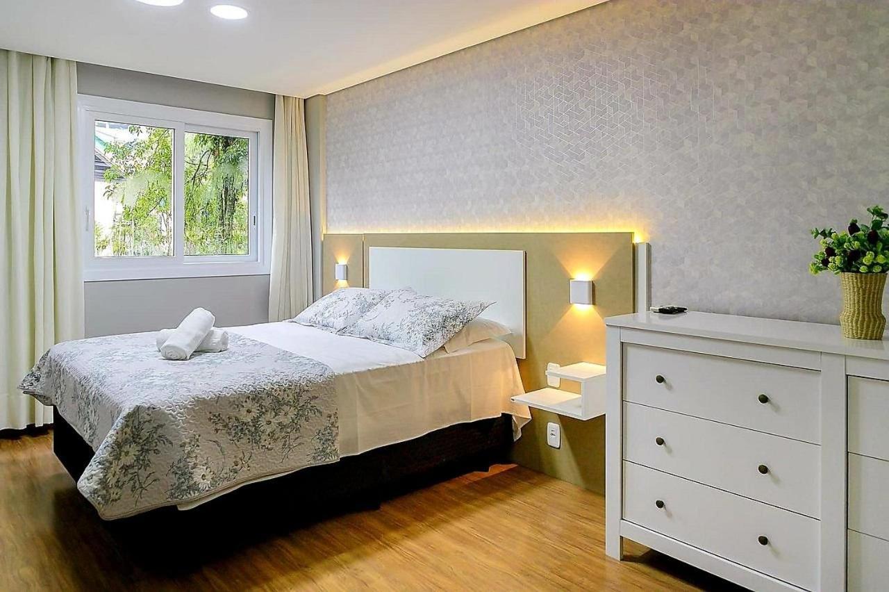 Brand New and Fully Equipped Apartment in the Center of Gramado!