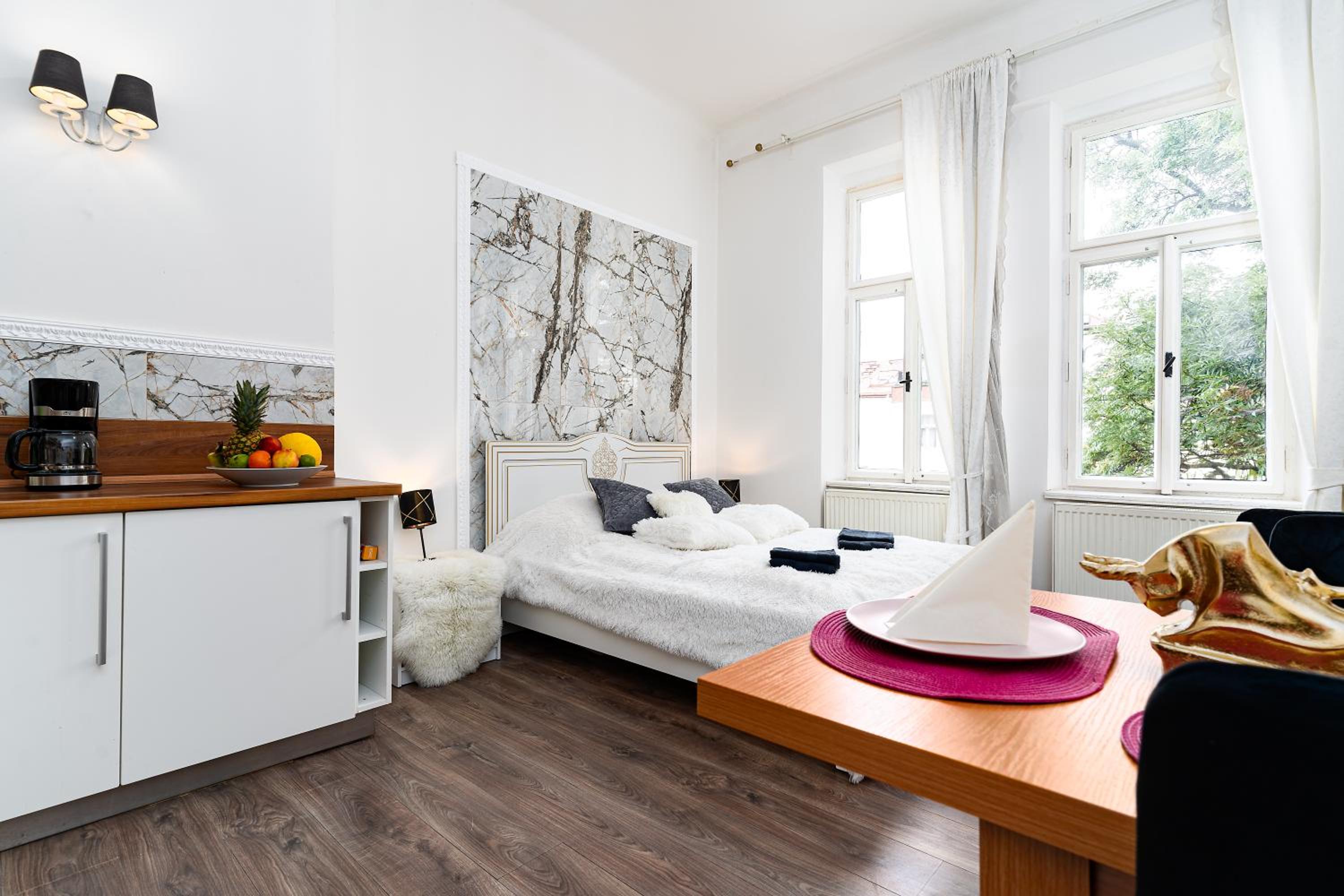 Emperors Elegance Suite