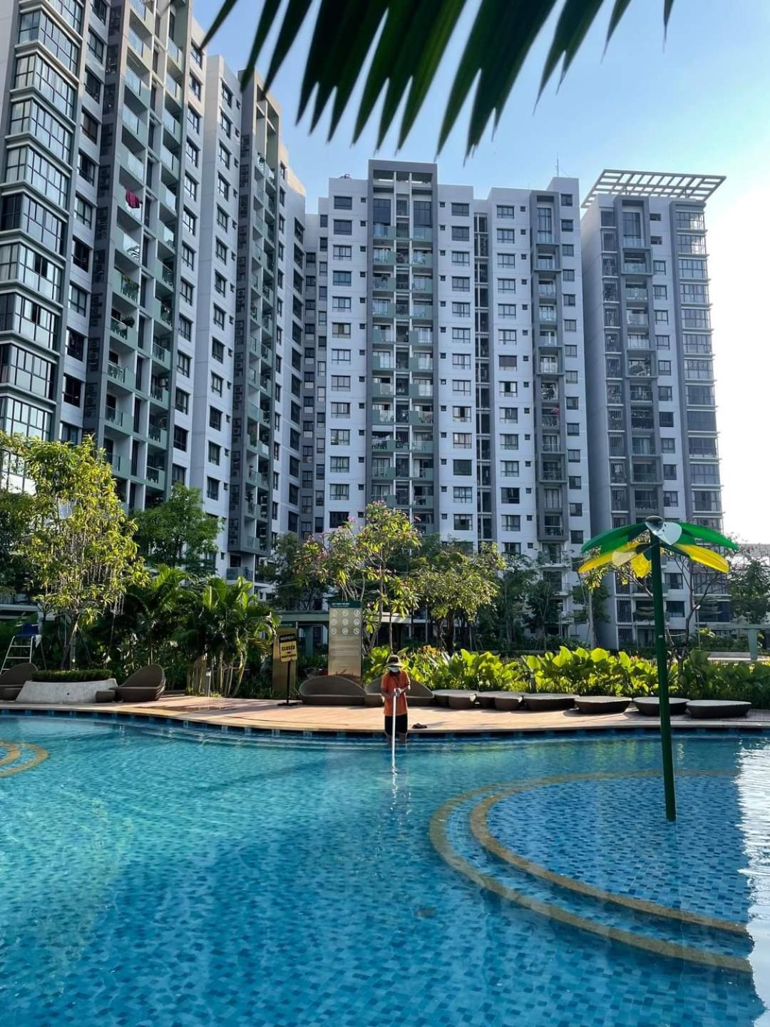 Căn hộ 2 phòng ngủ gần sân bay TSN
