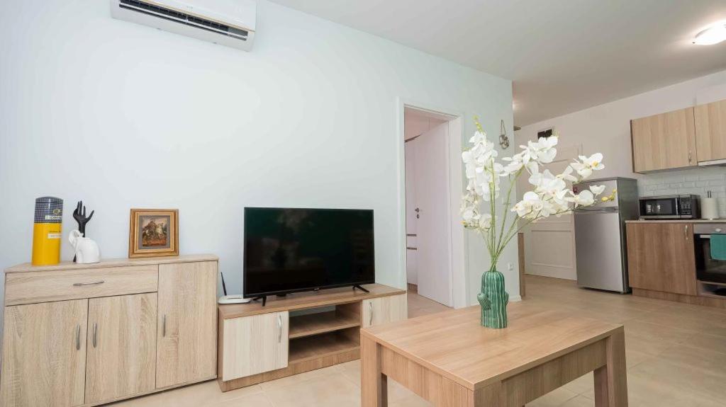 First Line Beach Apartment Sozopol, Kavaci beach