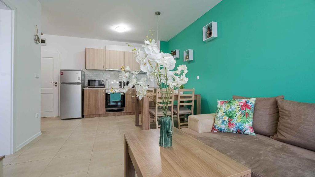 First Line Beach Apartment Sozopol, Kavaci beach