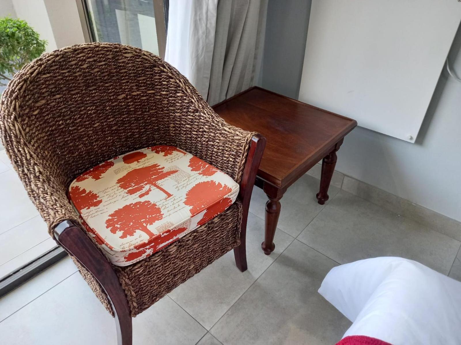 REALJOY GUEST SUITES