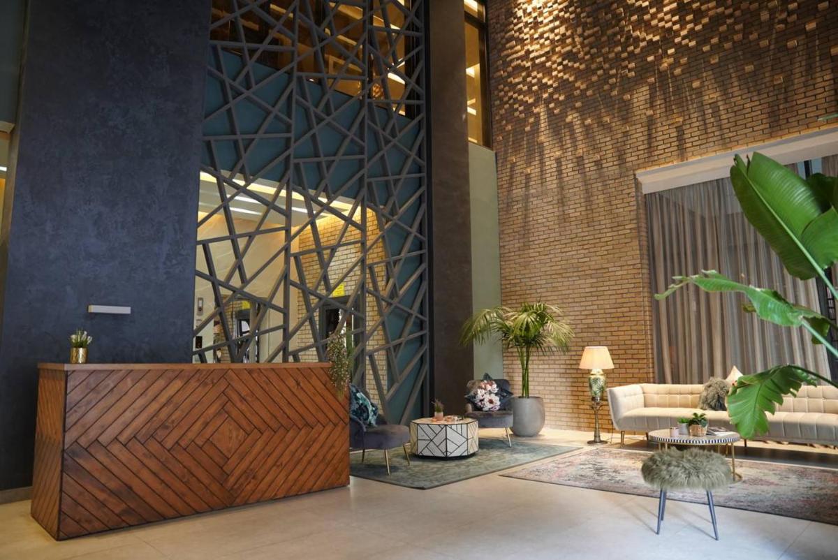 Nakheel Residence Sabah Alsalem by House living view 2