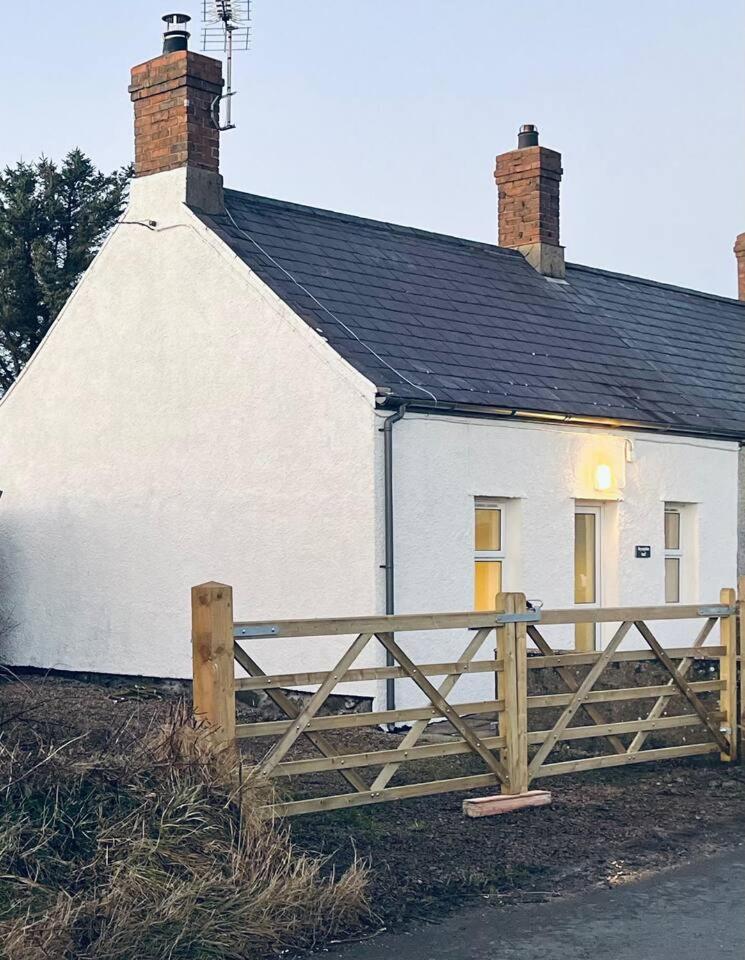 Welsh Cottage - Aberdaron view 2