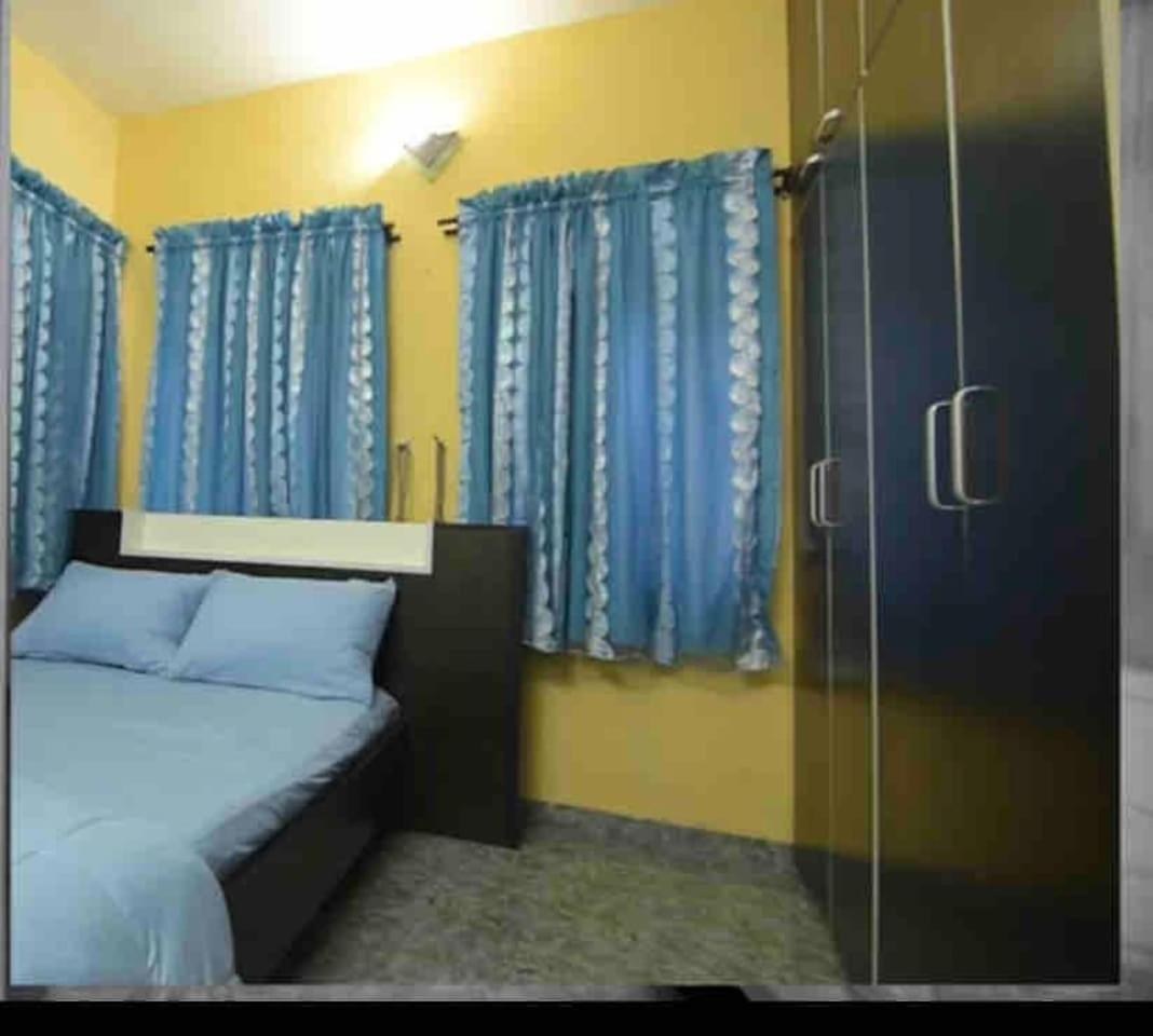 Daffodil Suite