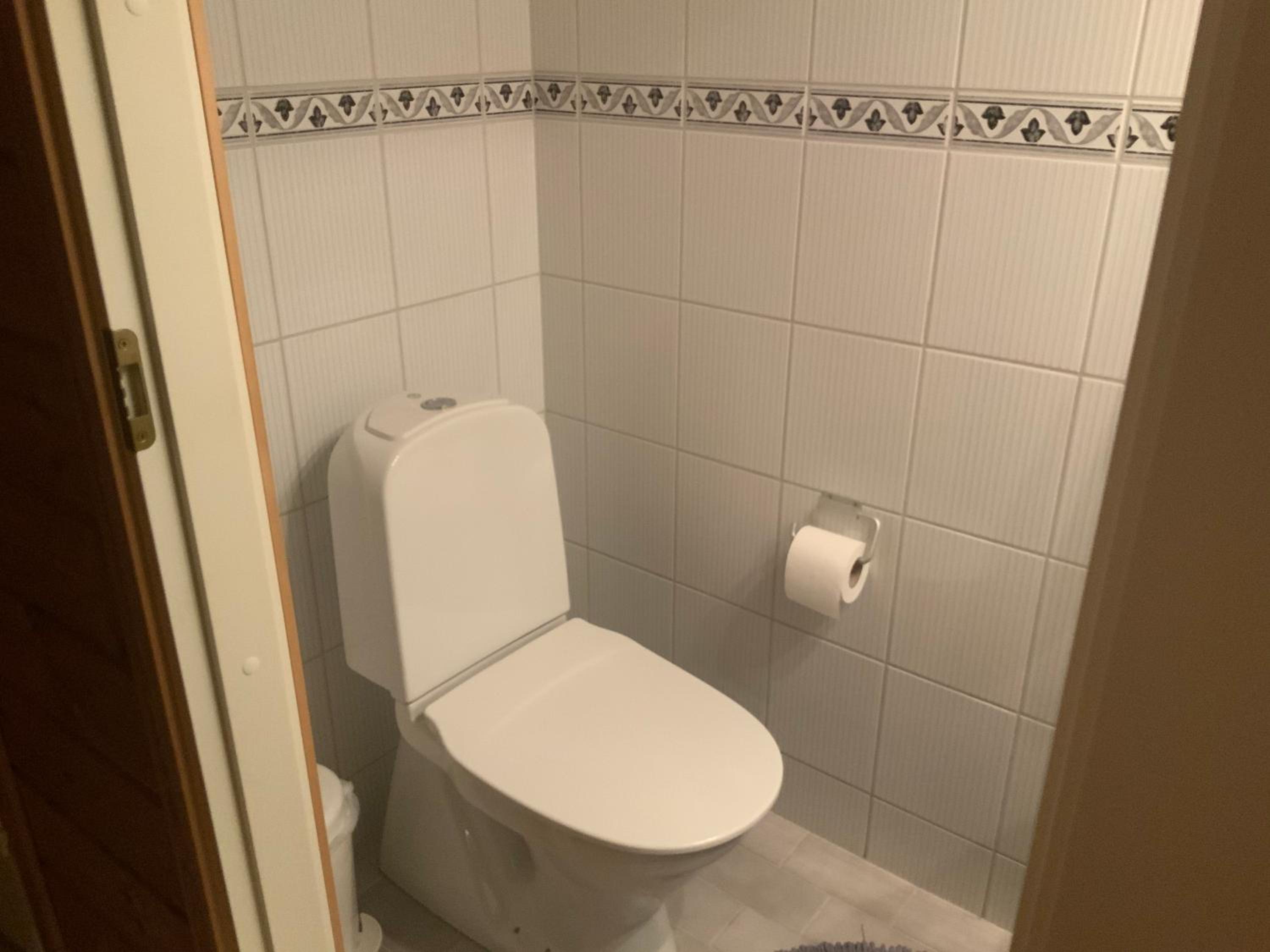 Saunaharju 5 järven rannalla
