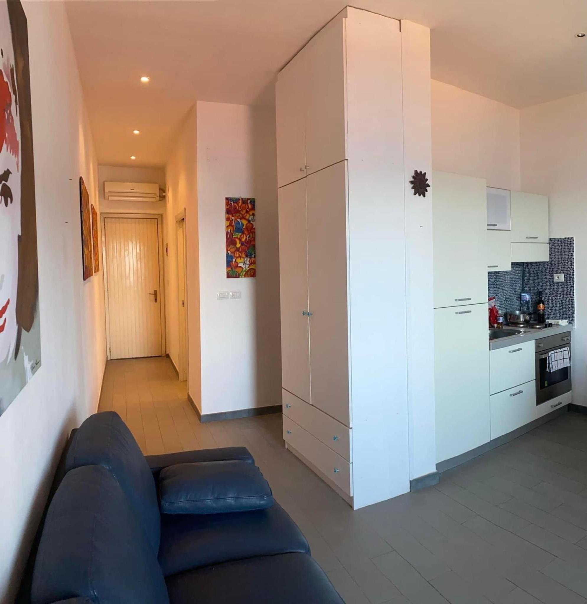 La casa di Cloe en Vulcano — hotel room