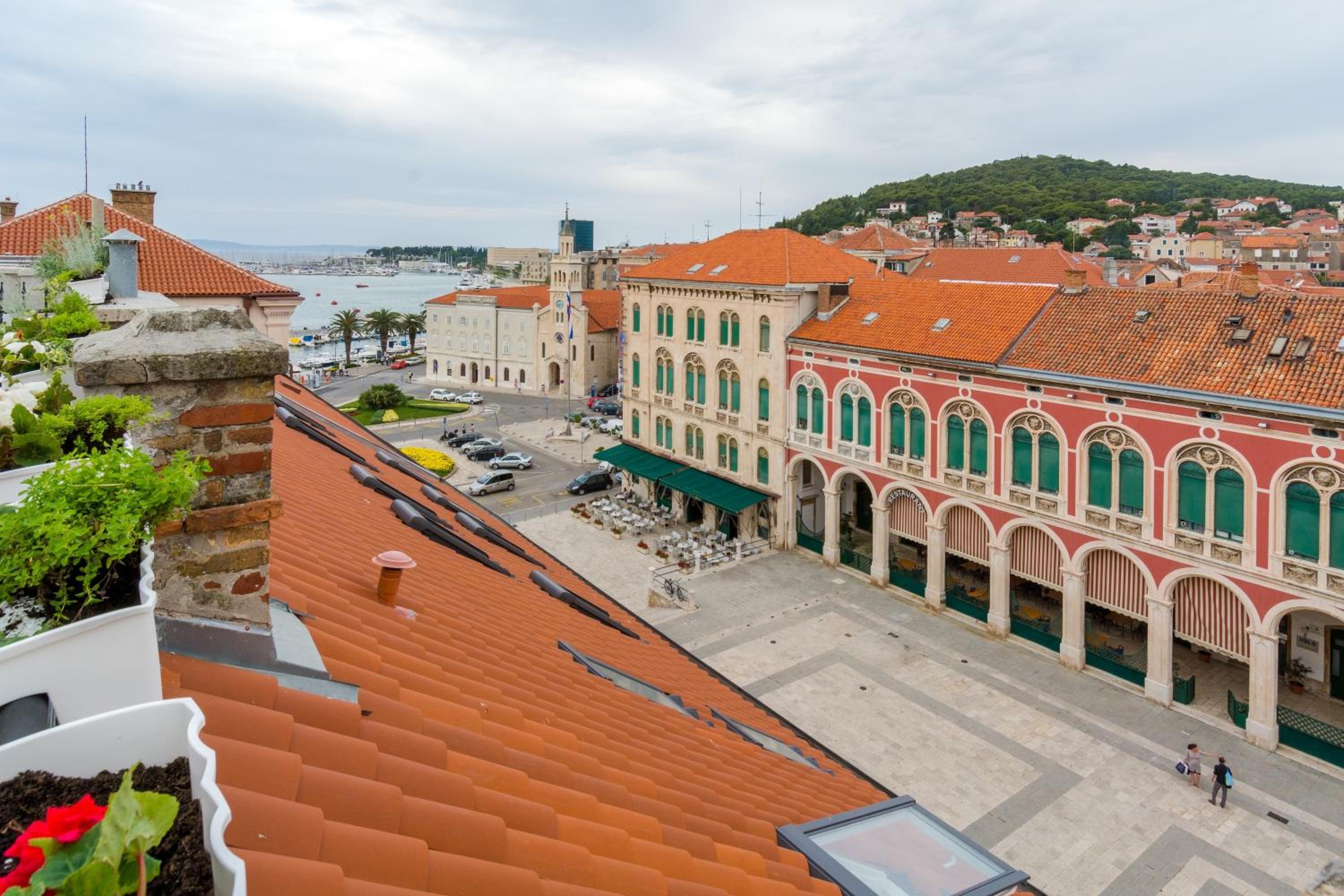 Procurator 7 Luxury Rooms